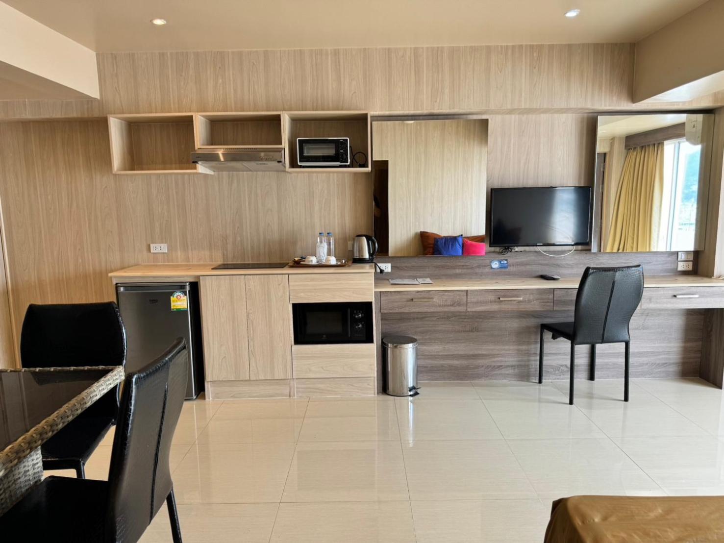 Quadruple Room with Sea View - Photo 1