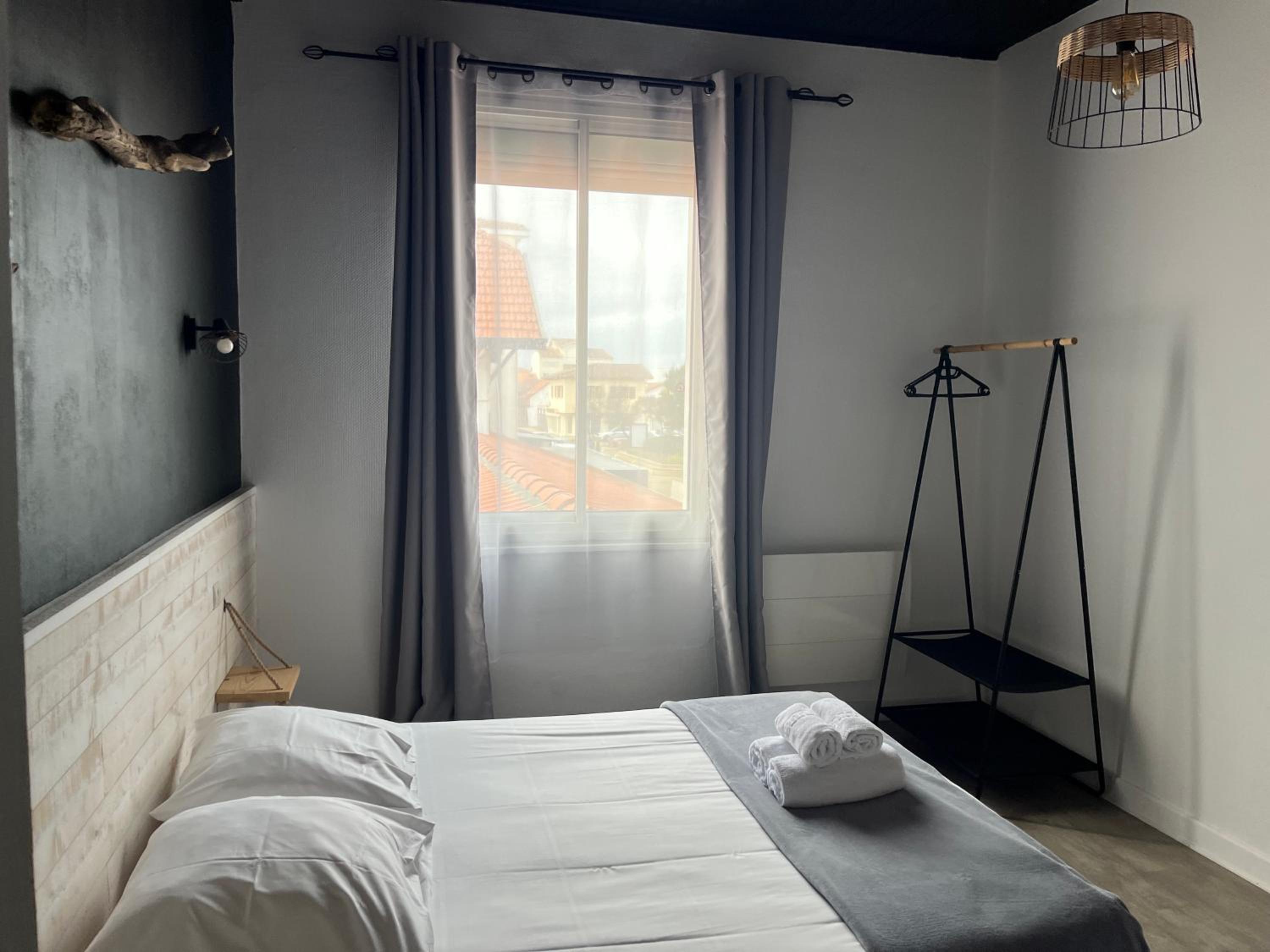 Standard Double Room - Photo 4