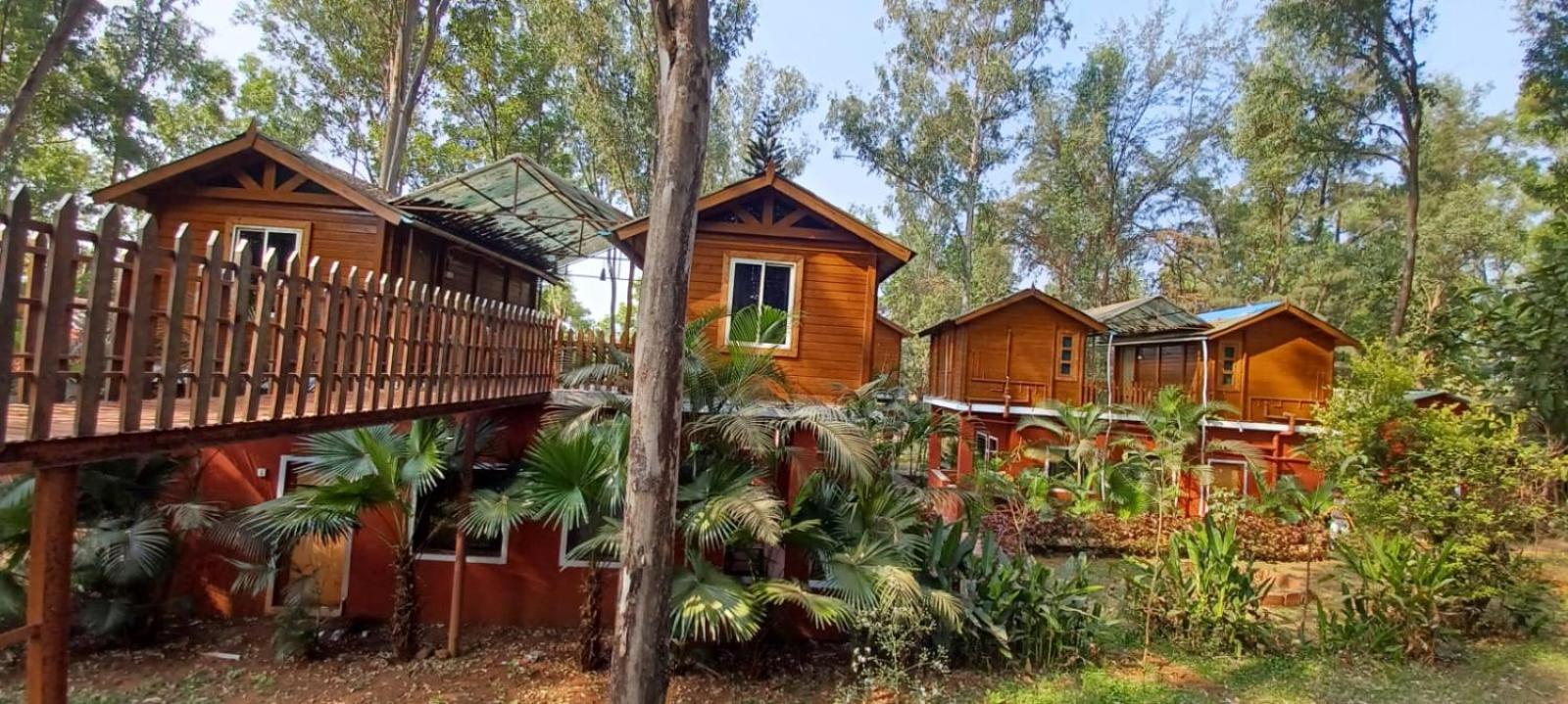 Wooden Cabin AC photo 3