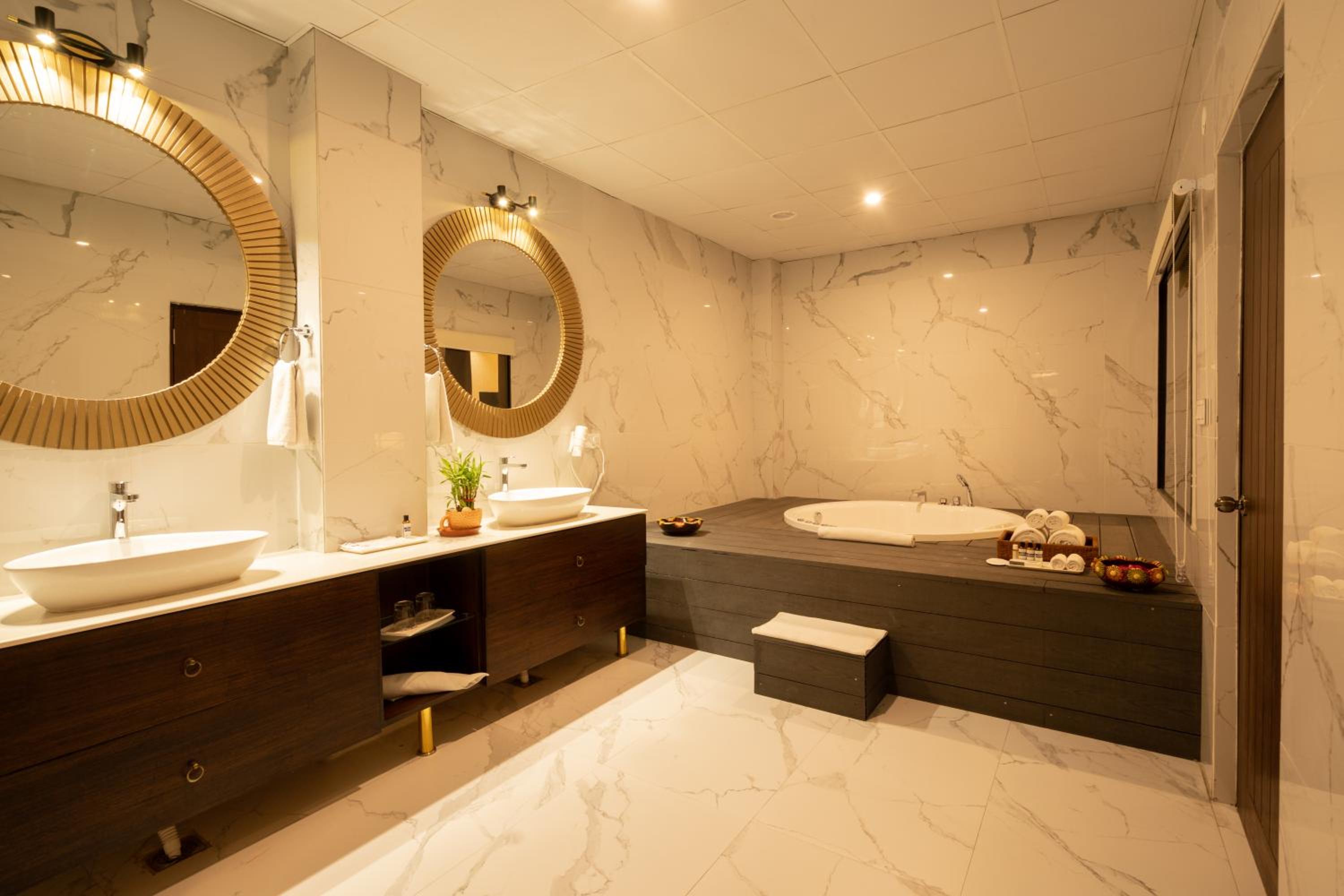 Mayflower Suite - Photo 3