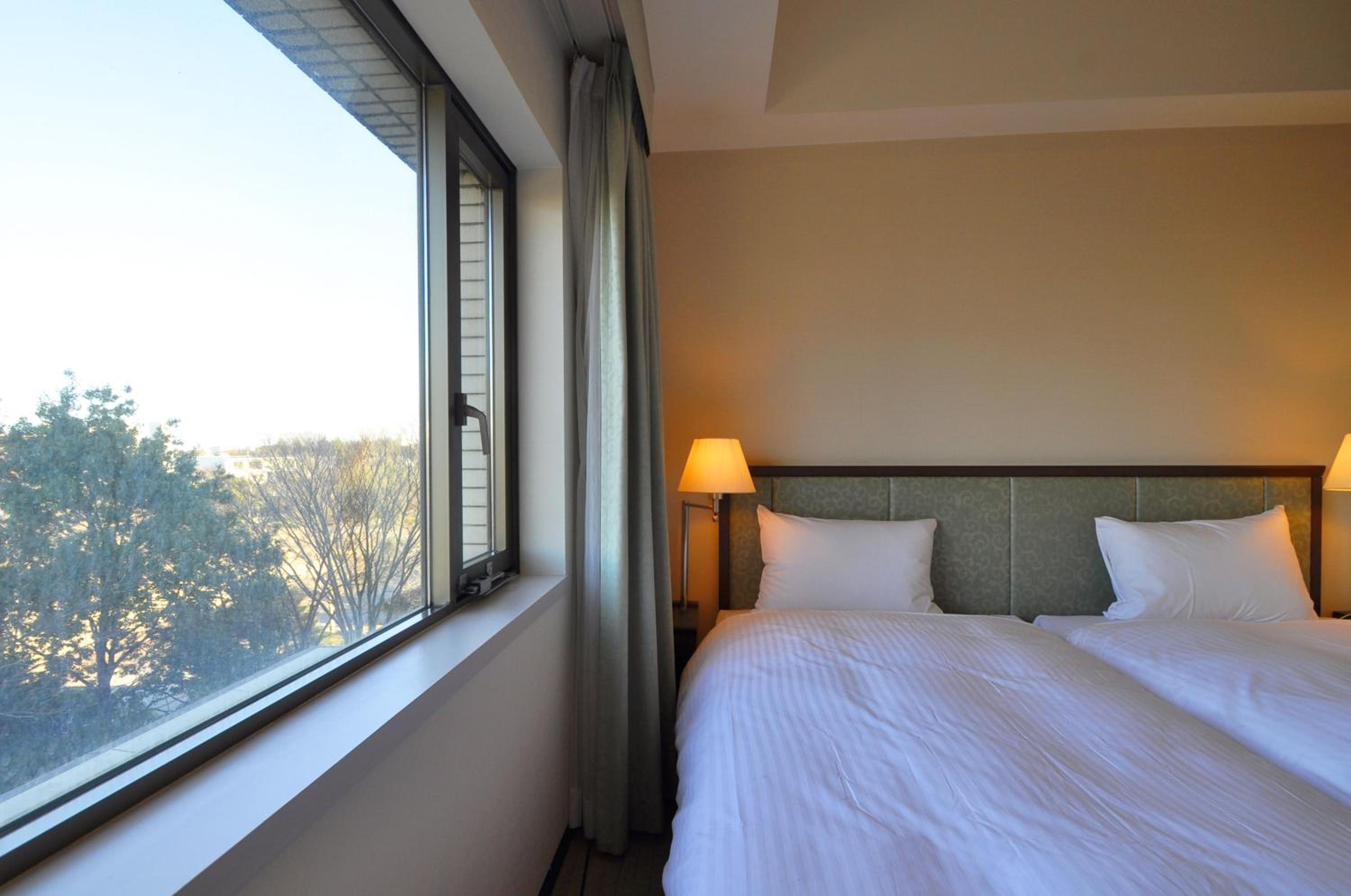 Economy Twin Room photo 3