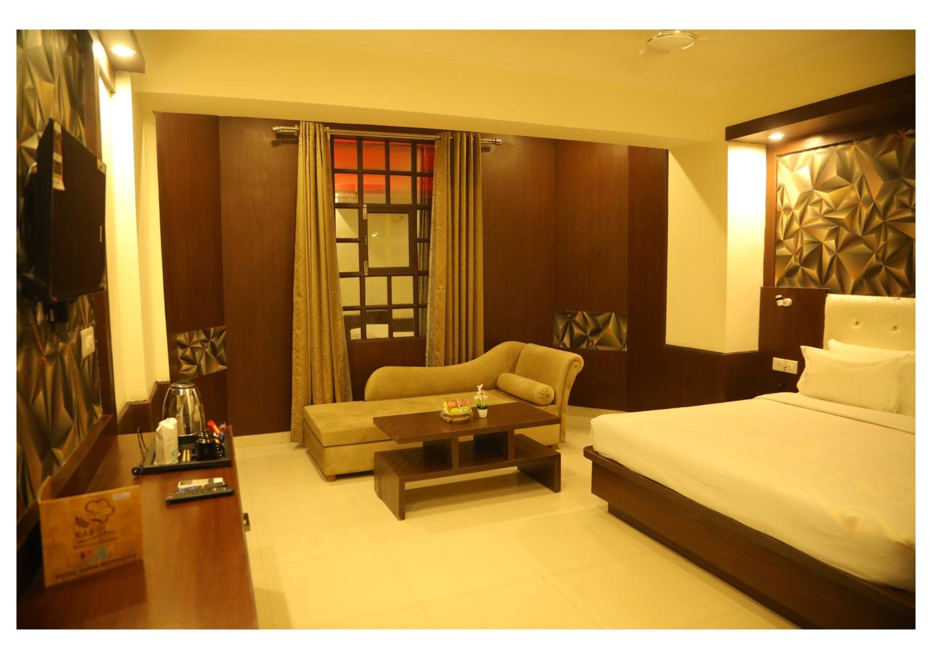 Superior King Room