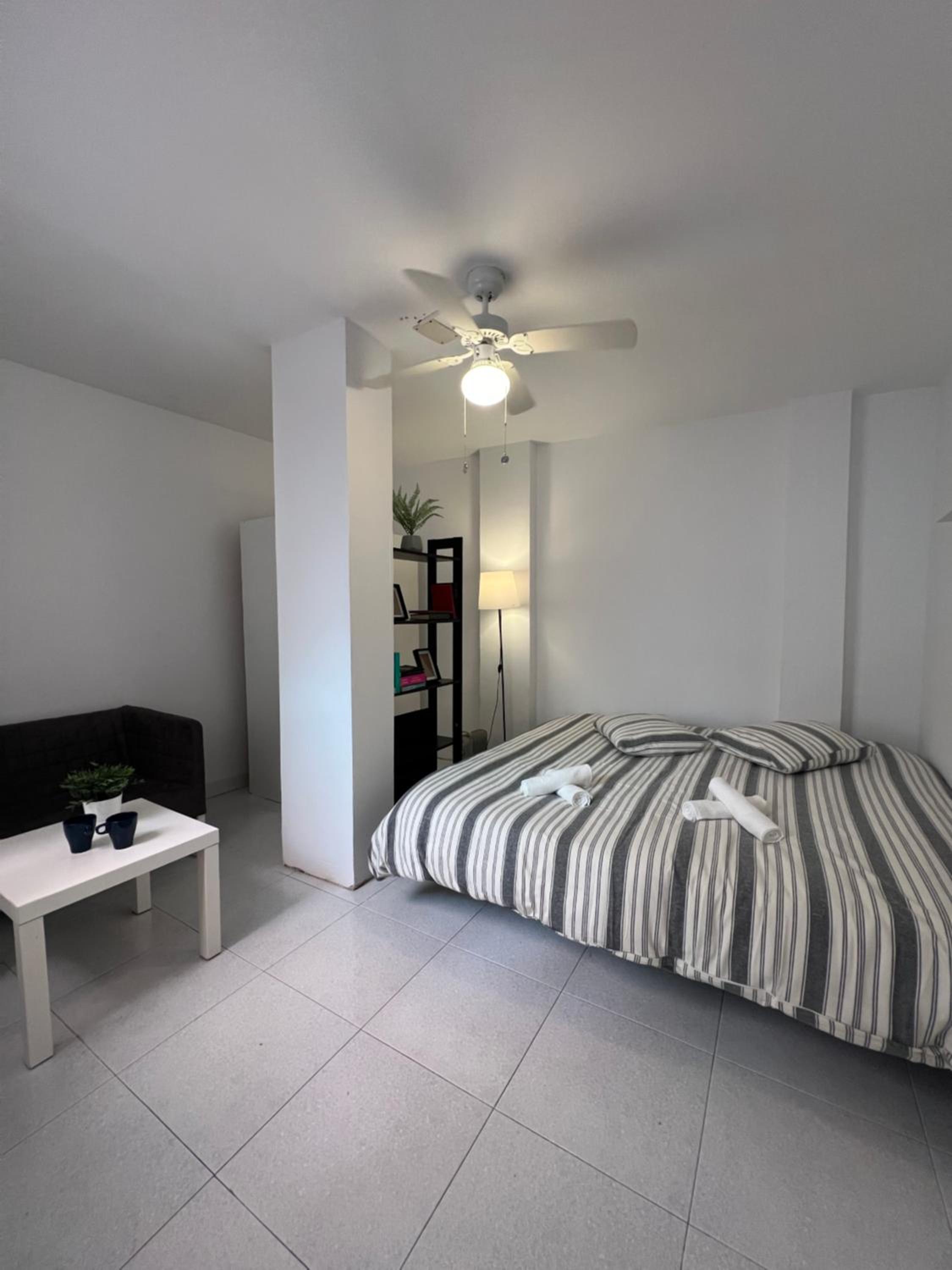 Habitación doble con baño compartido
