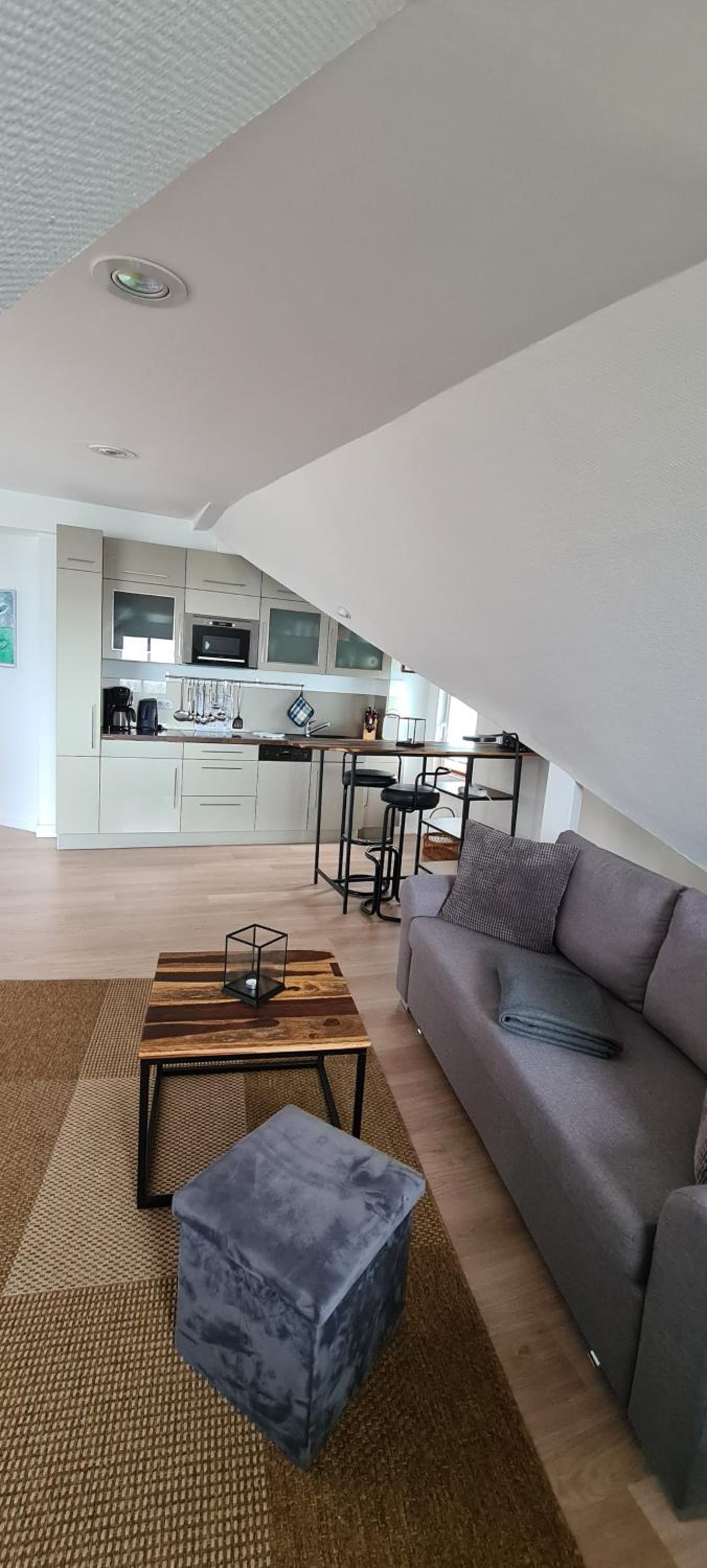 Apartment with Balcony photo 2