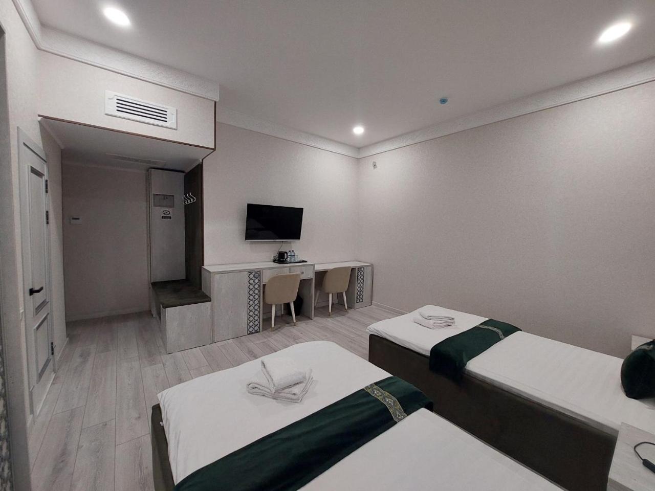 Twin Room with Bath
