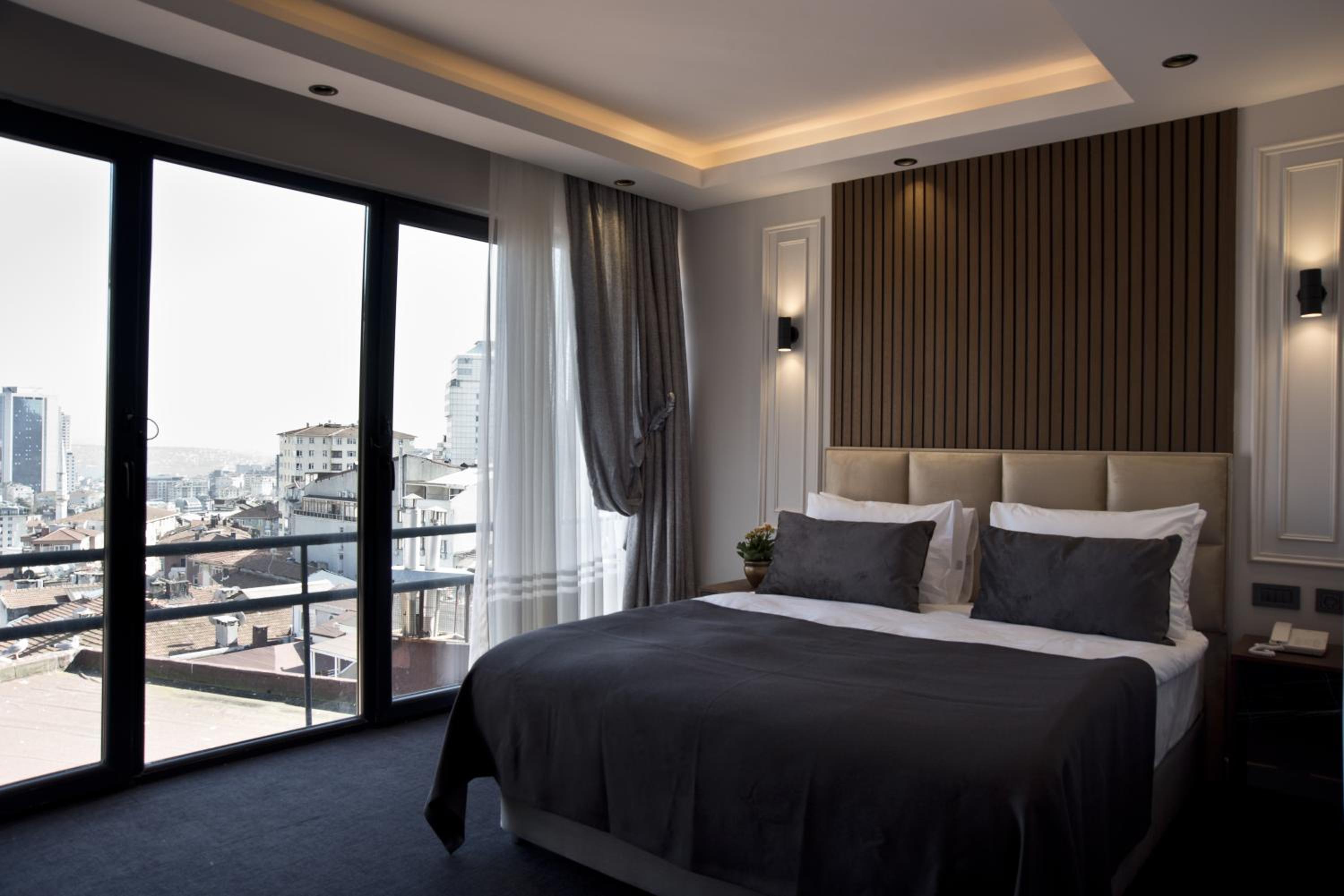 Deluxe Double Room photo 3