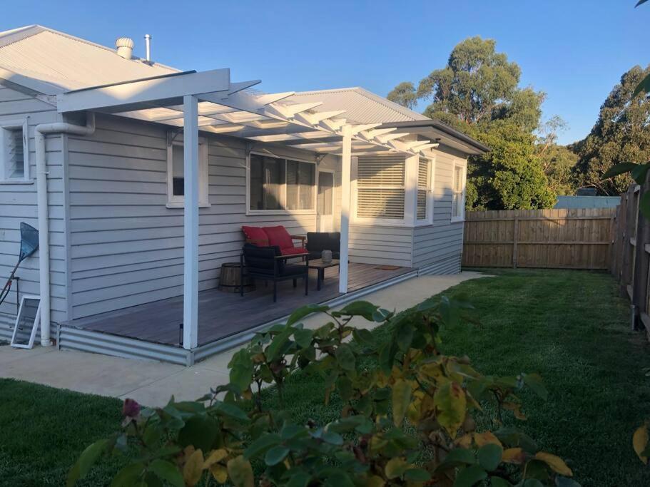 Three-Bedroom House photo 2