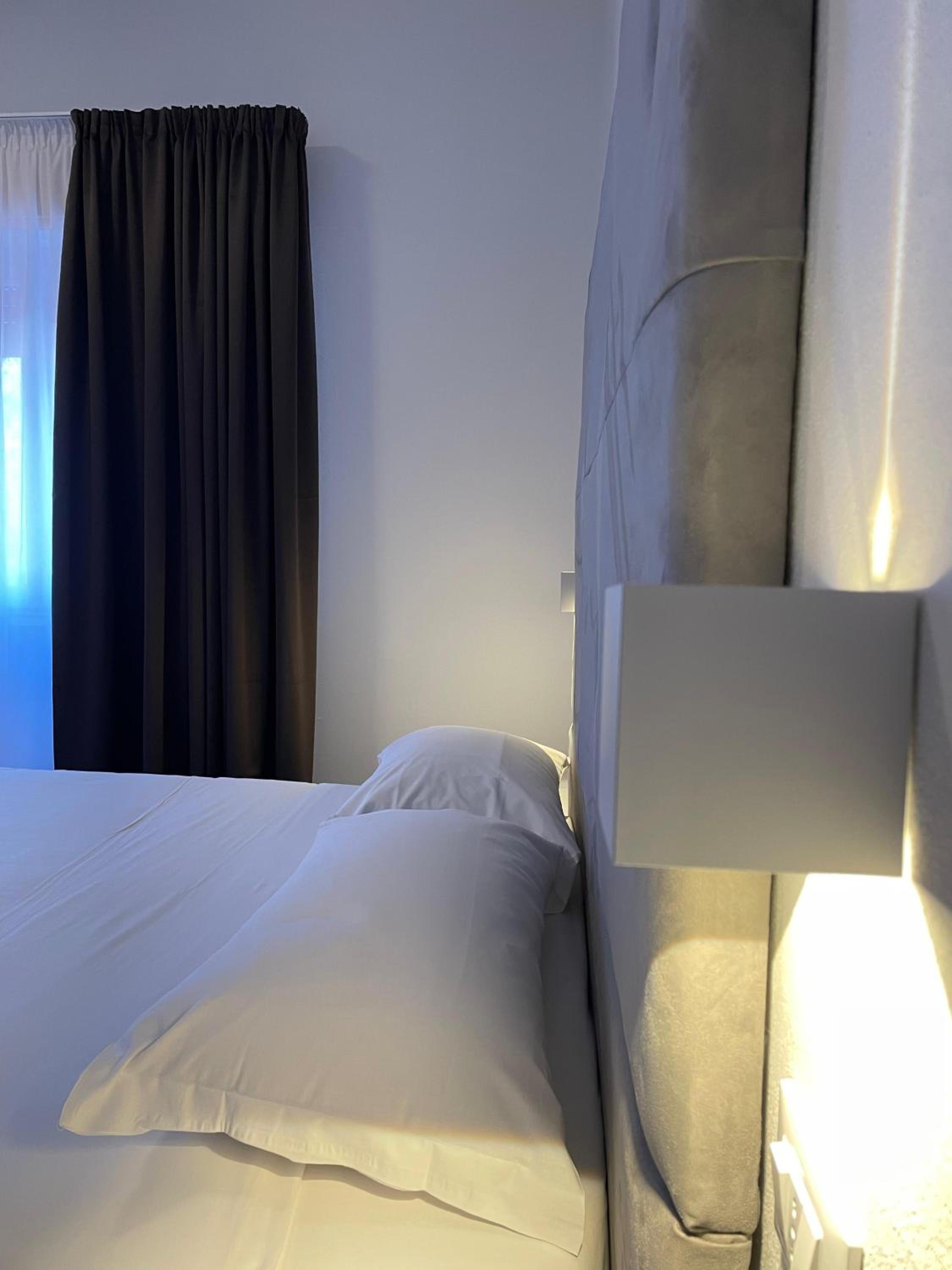 Superior Double or Twin Room - Photo 3