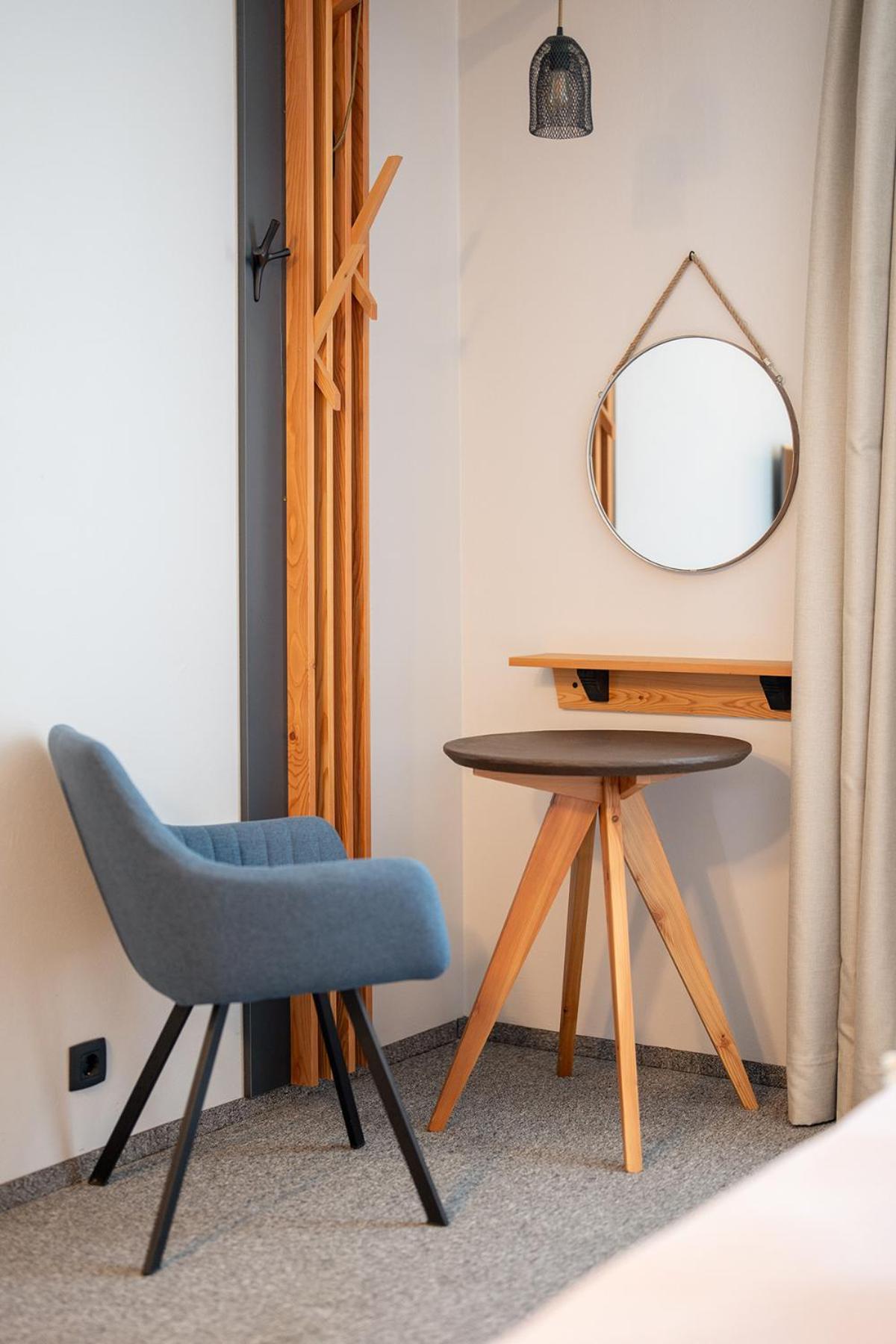 Double or Twin Room - Photo 8
