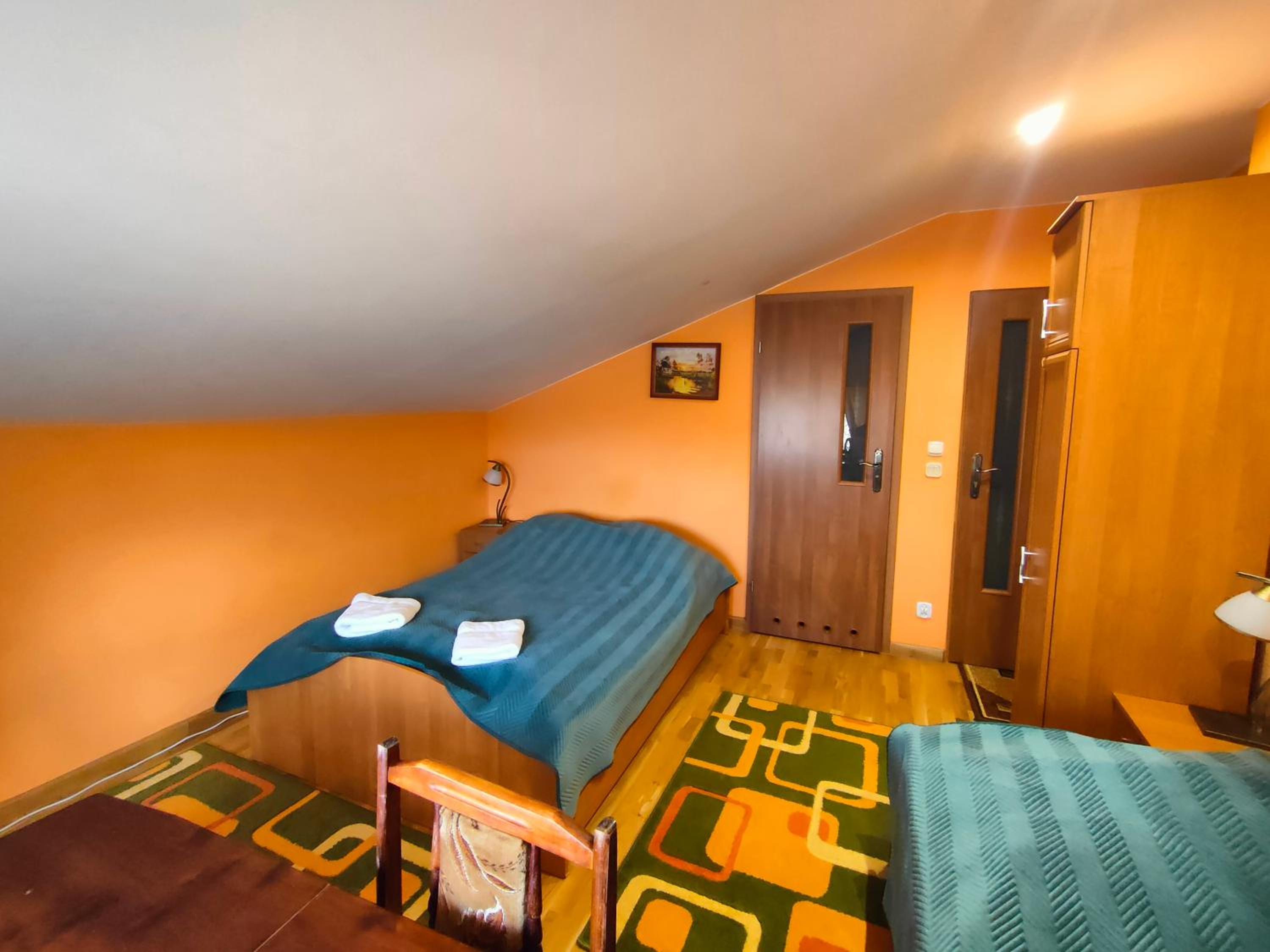 Triple Room with Private Bathroom and Bath photo 1
