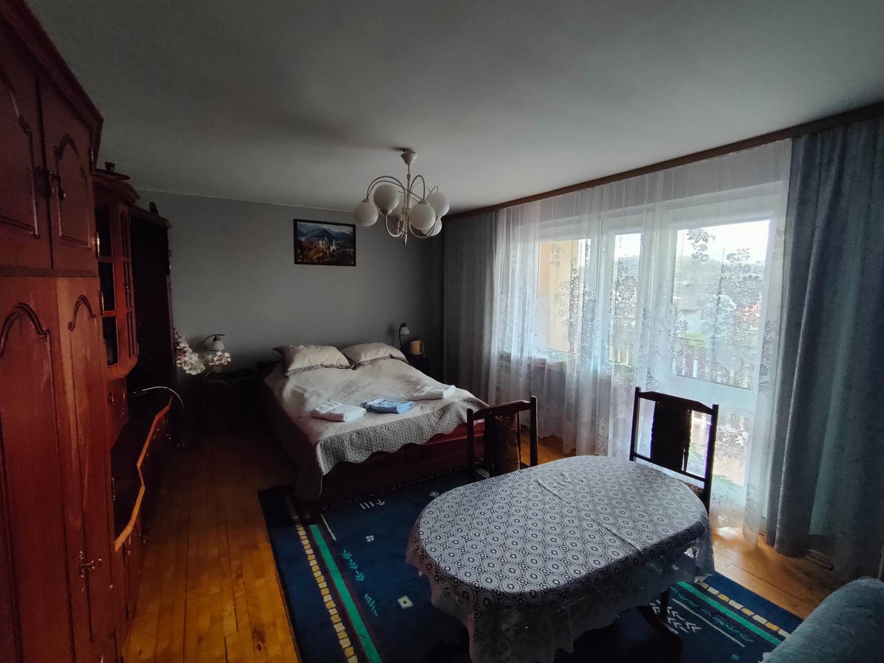 Triple Room with Shared Bathroom and Balcony photo 3