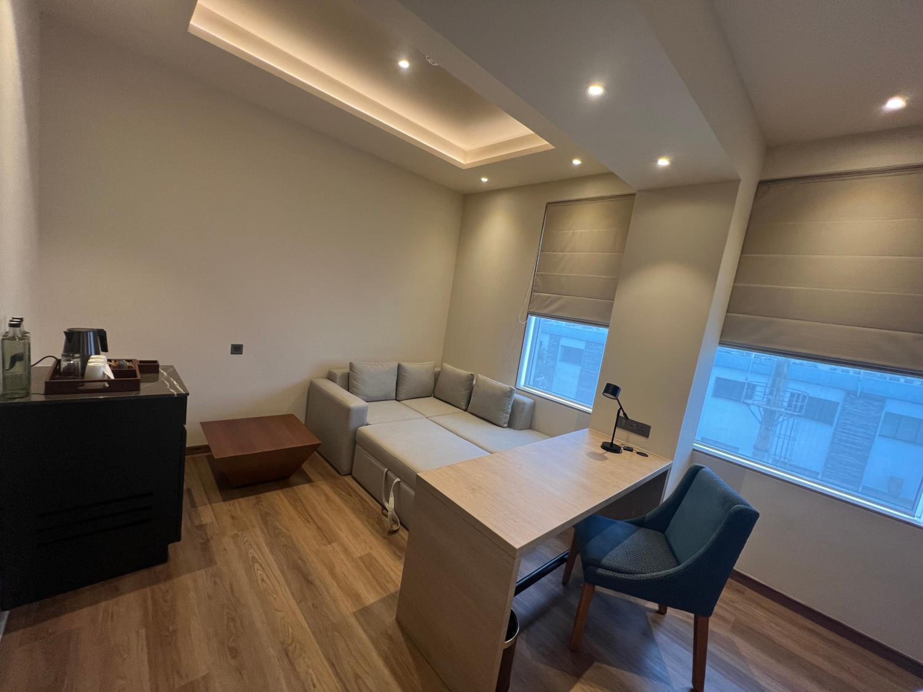 Elite Family Room - Photo 4