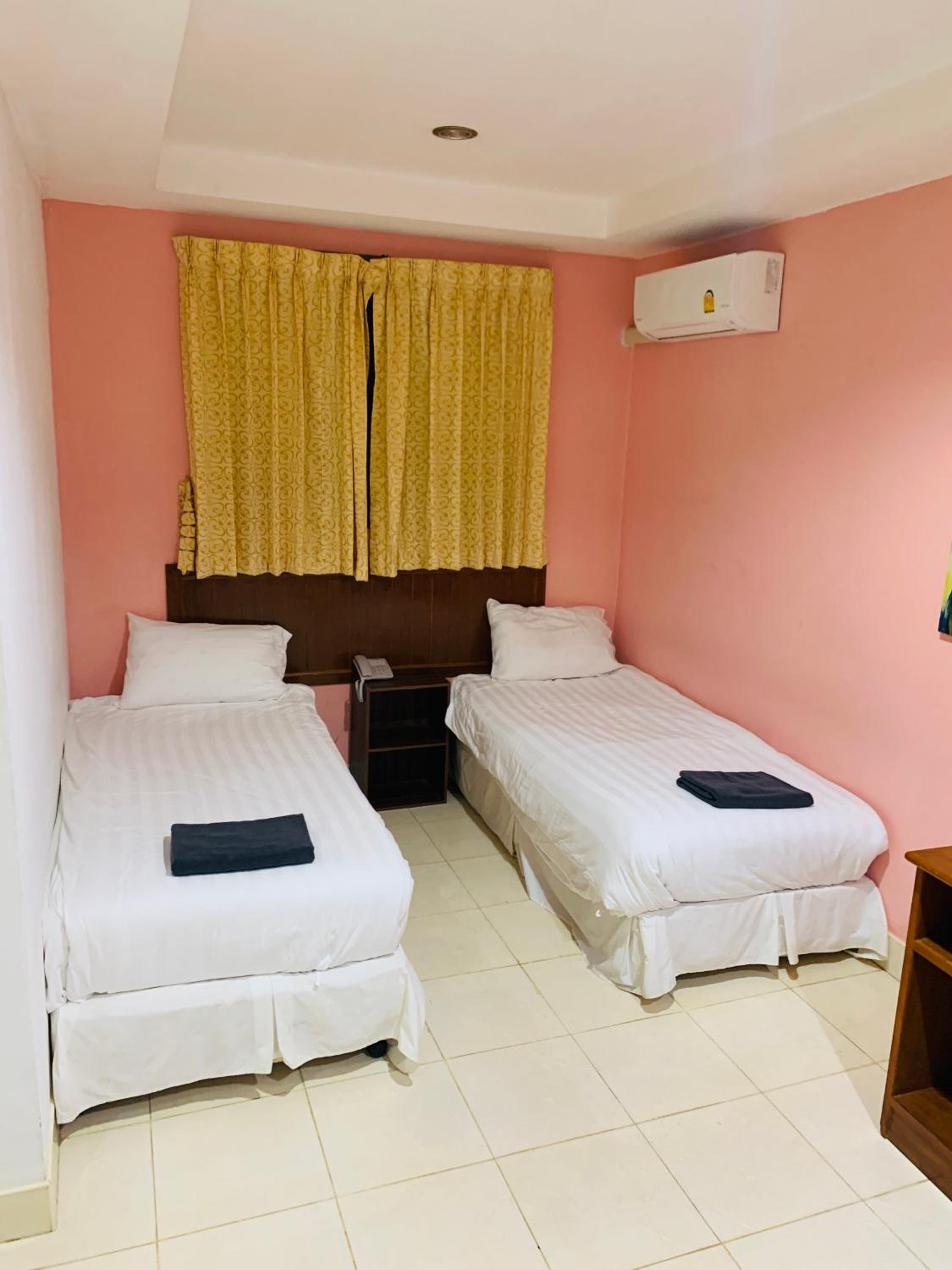 Twin Room photo 2