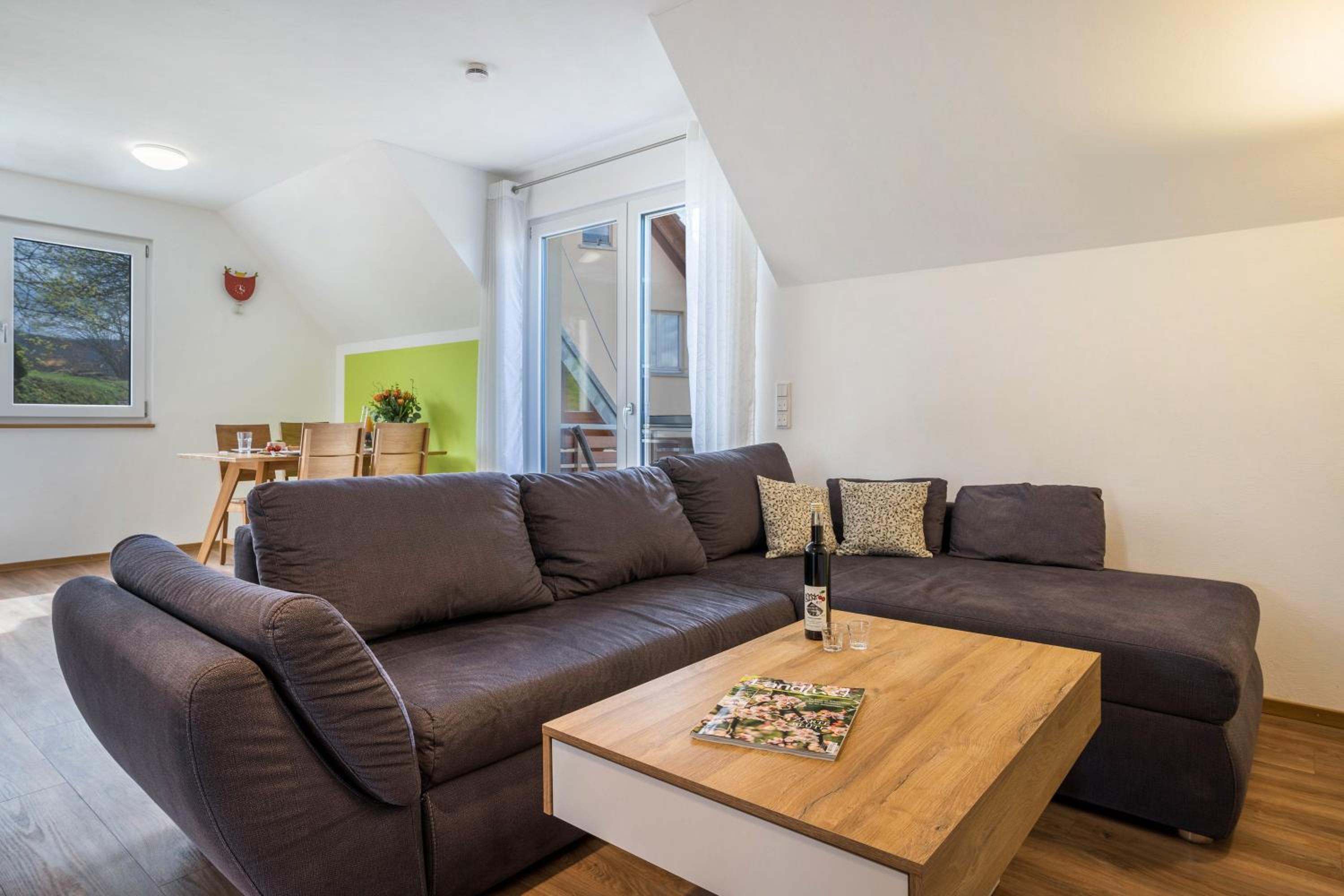 Two-Bedroom Deluxe Apartment with Garden View