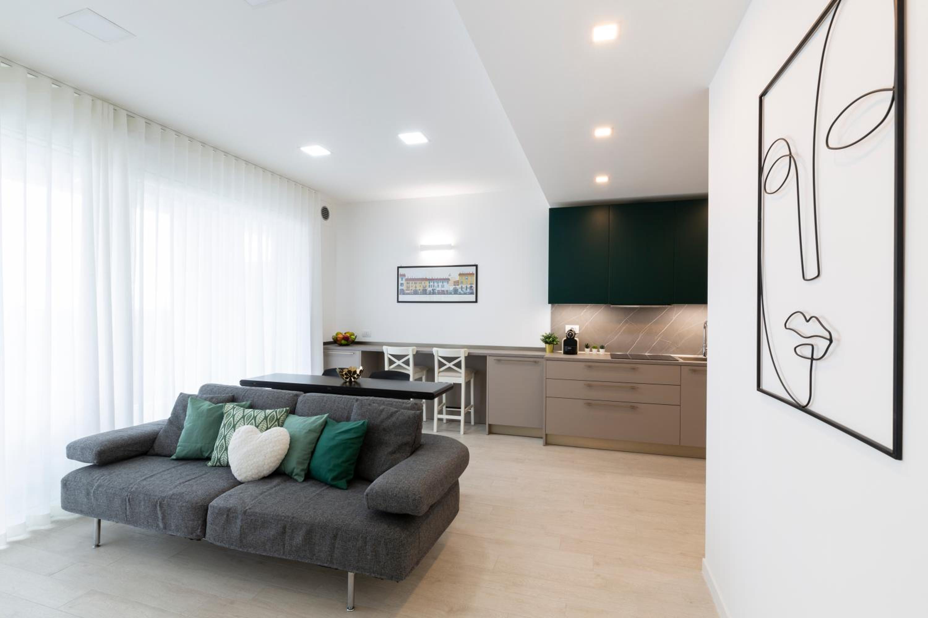 One-Bedroom Apartment