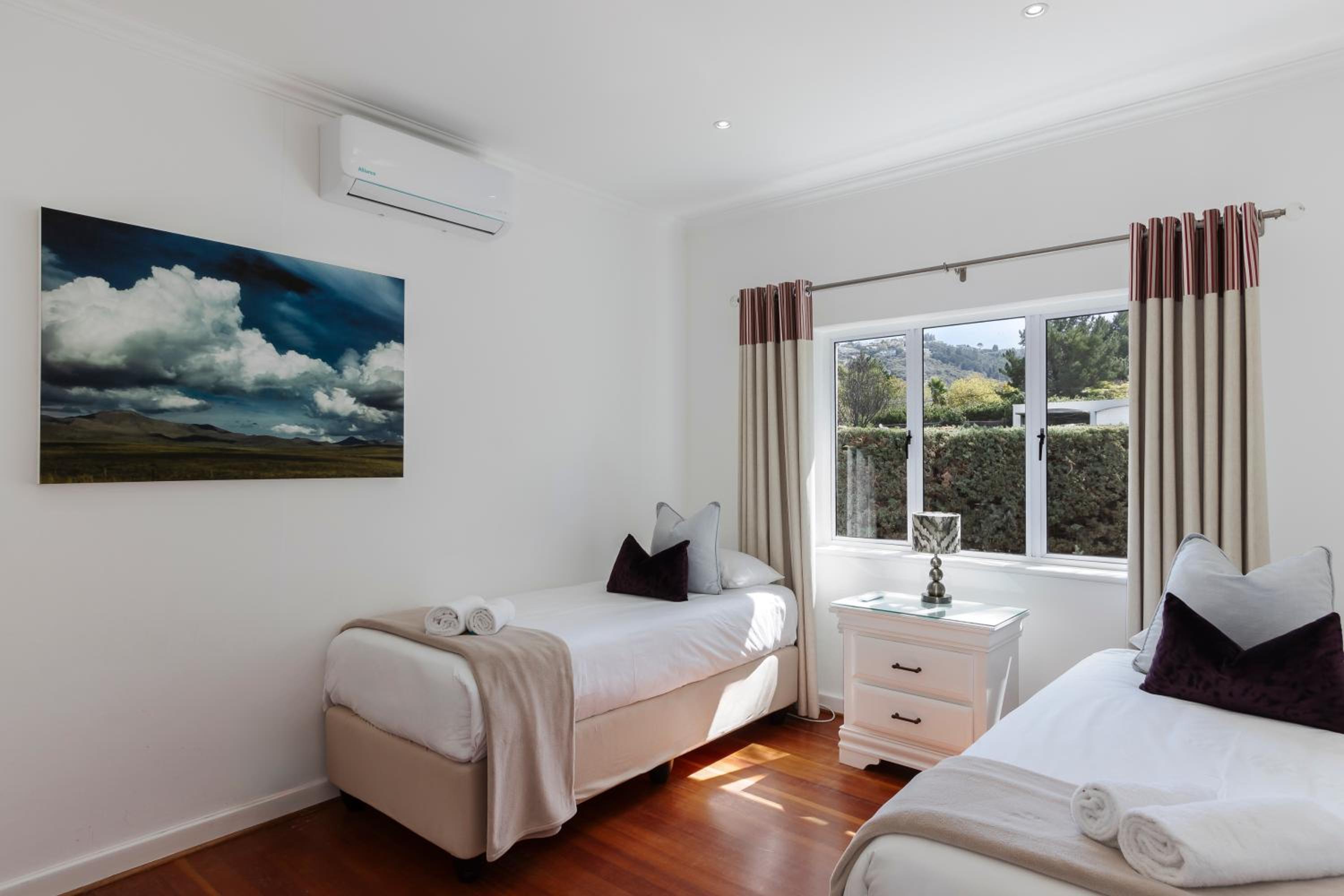 Junior Suite with Garden View - Photo 15