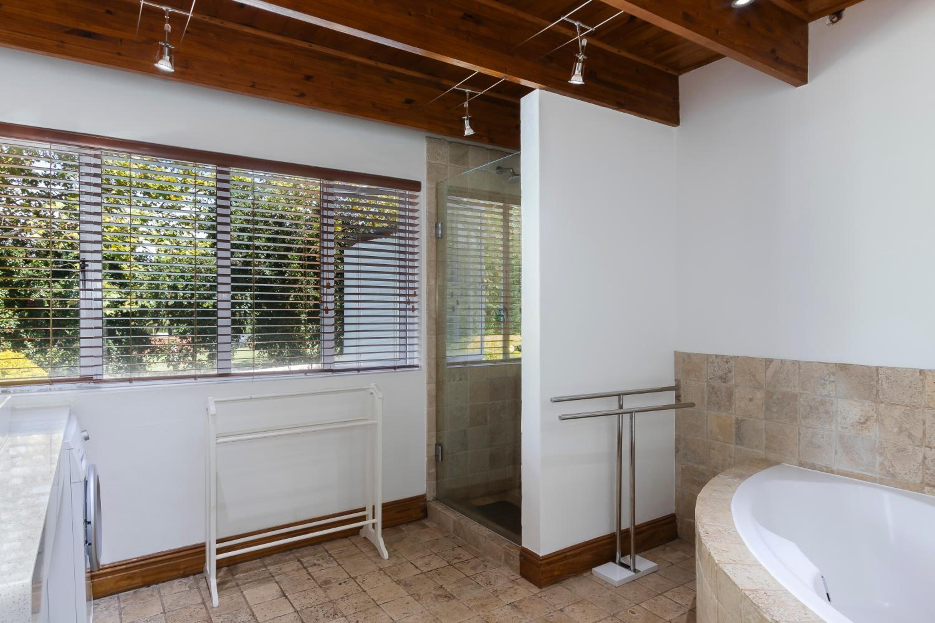 Junior Suite with Private Pool - Photo 6