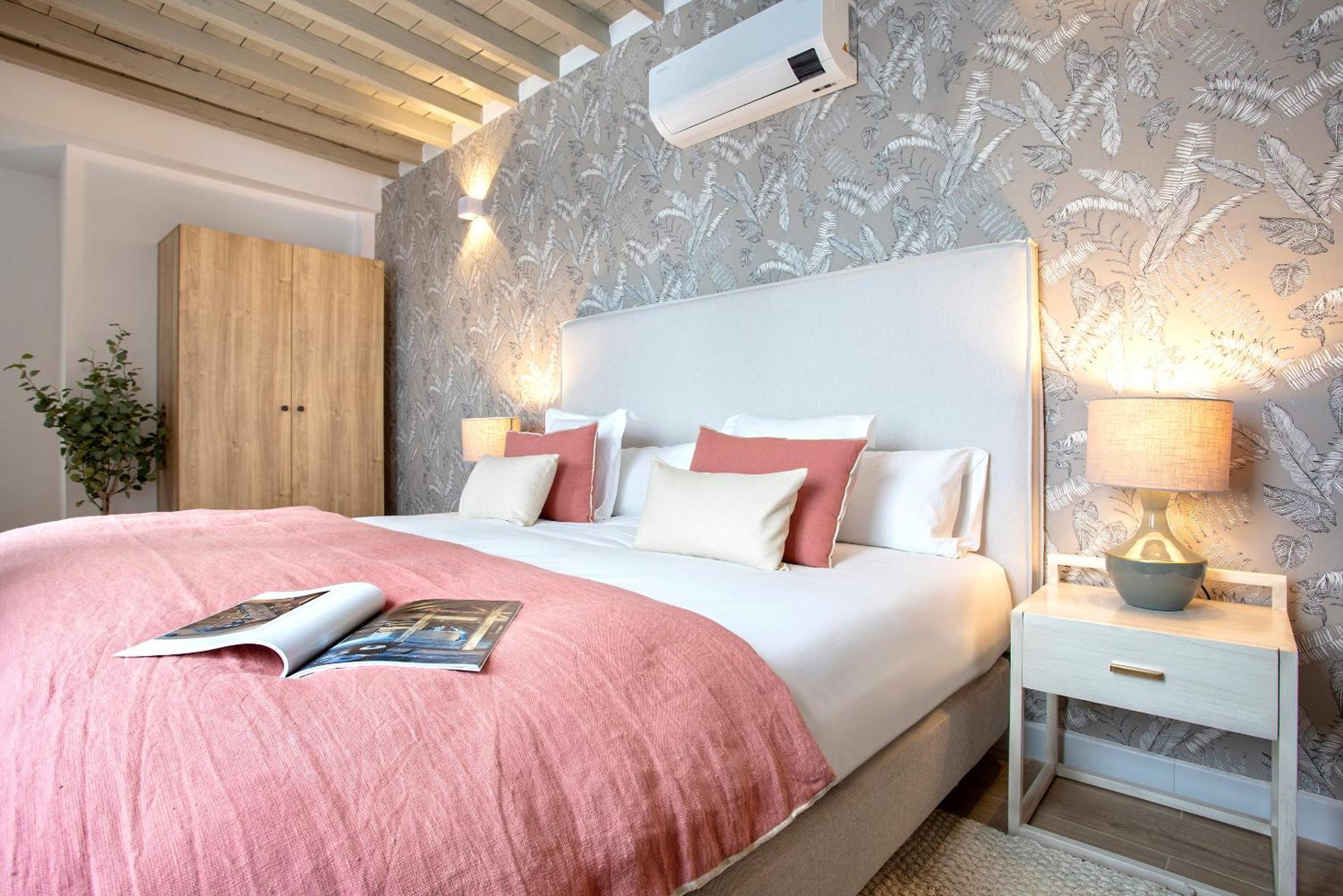 Apartamento de Dos Habitaciones con Terraza
