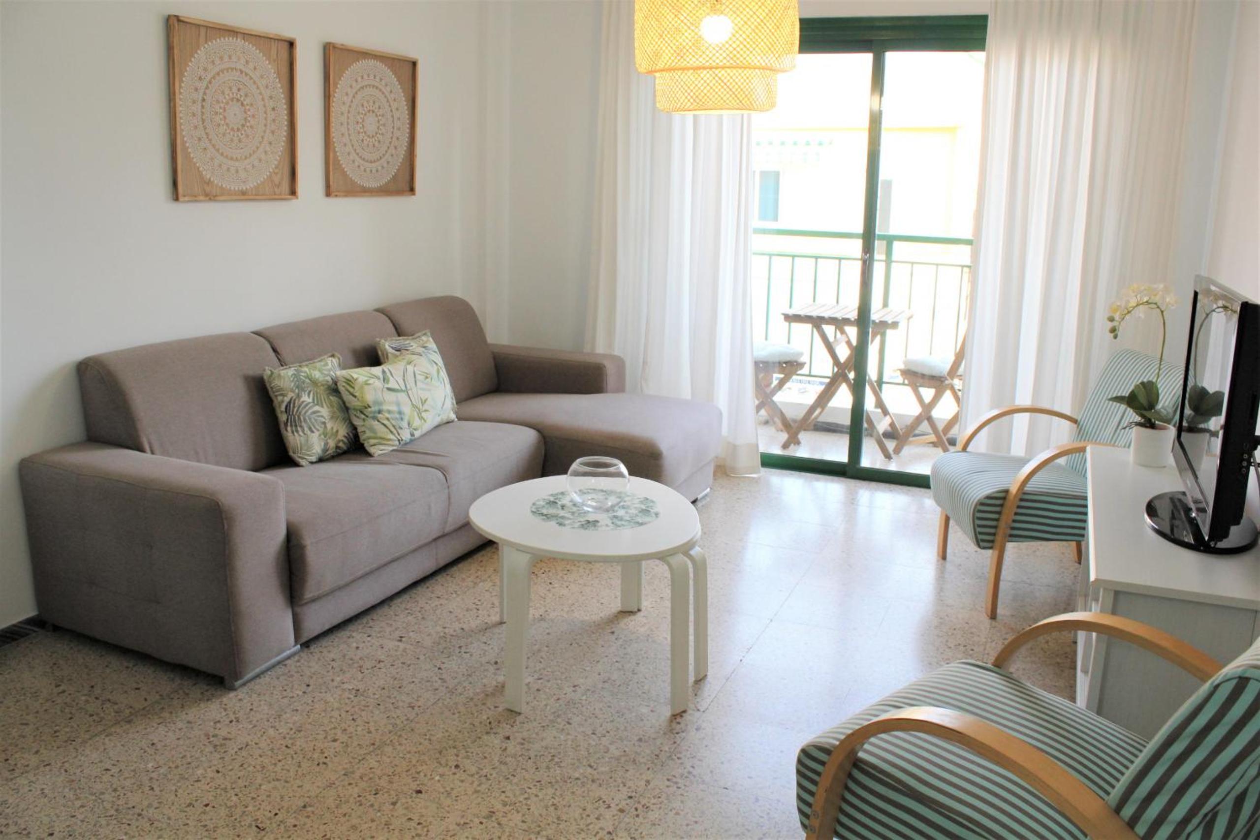 Apartamento con Balcón