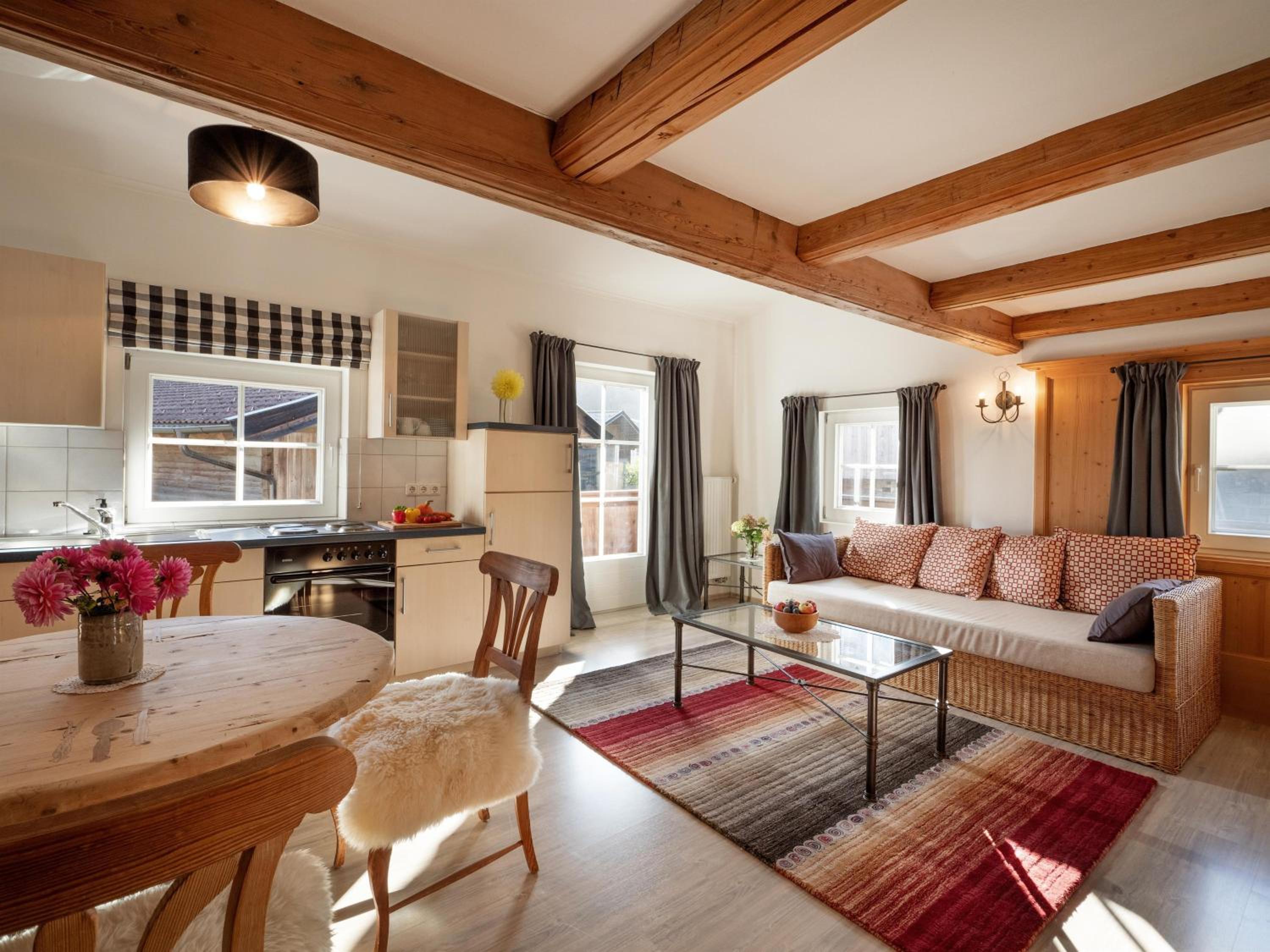 One-Bedroom Apartment with Bath