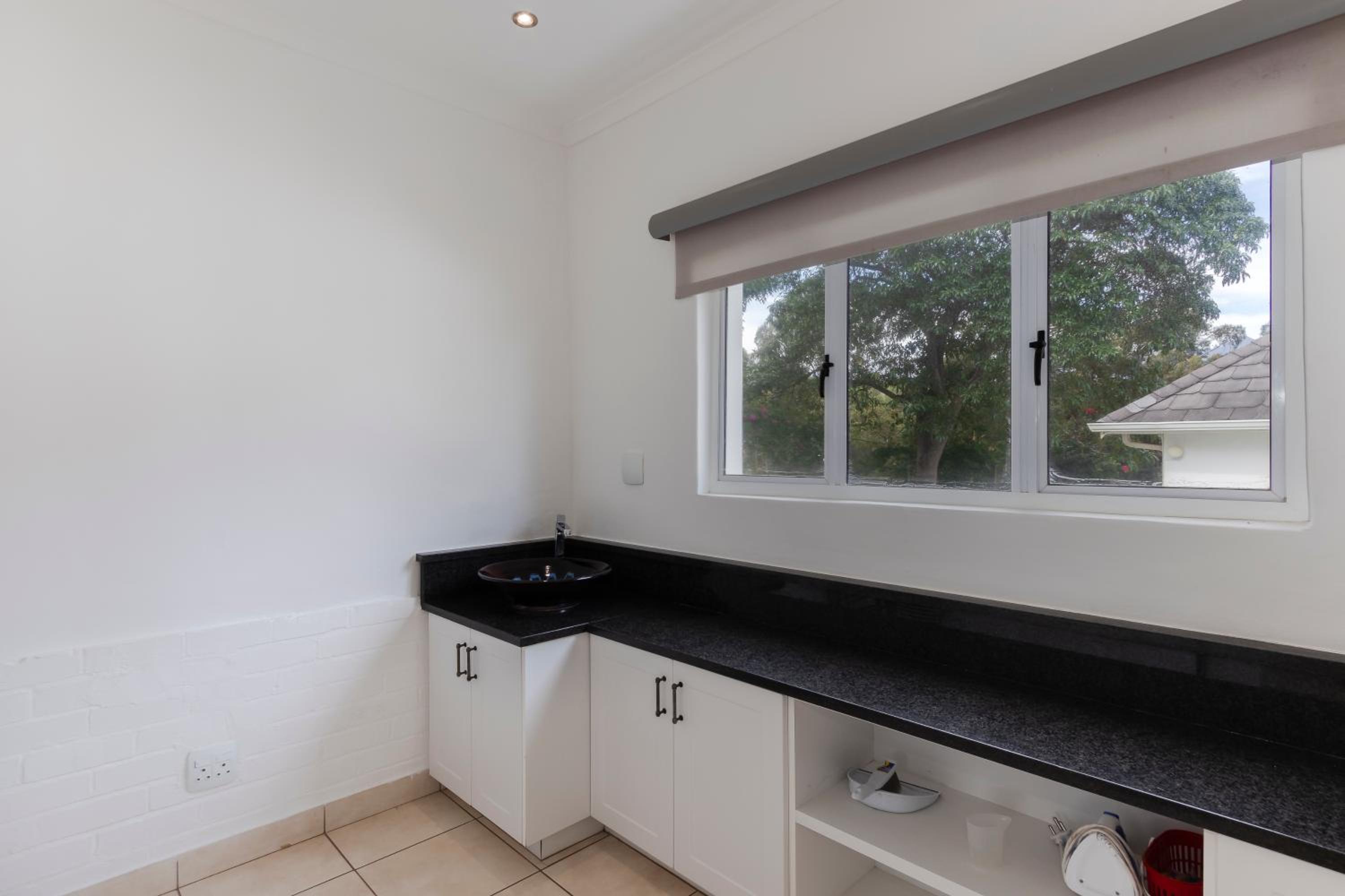 Family Suite - Photo 5