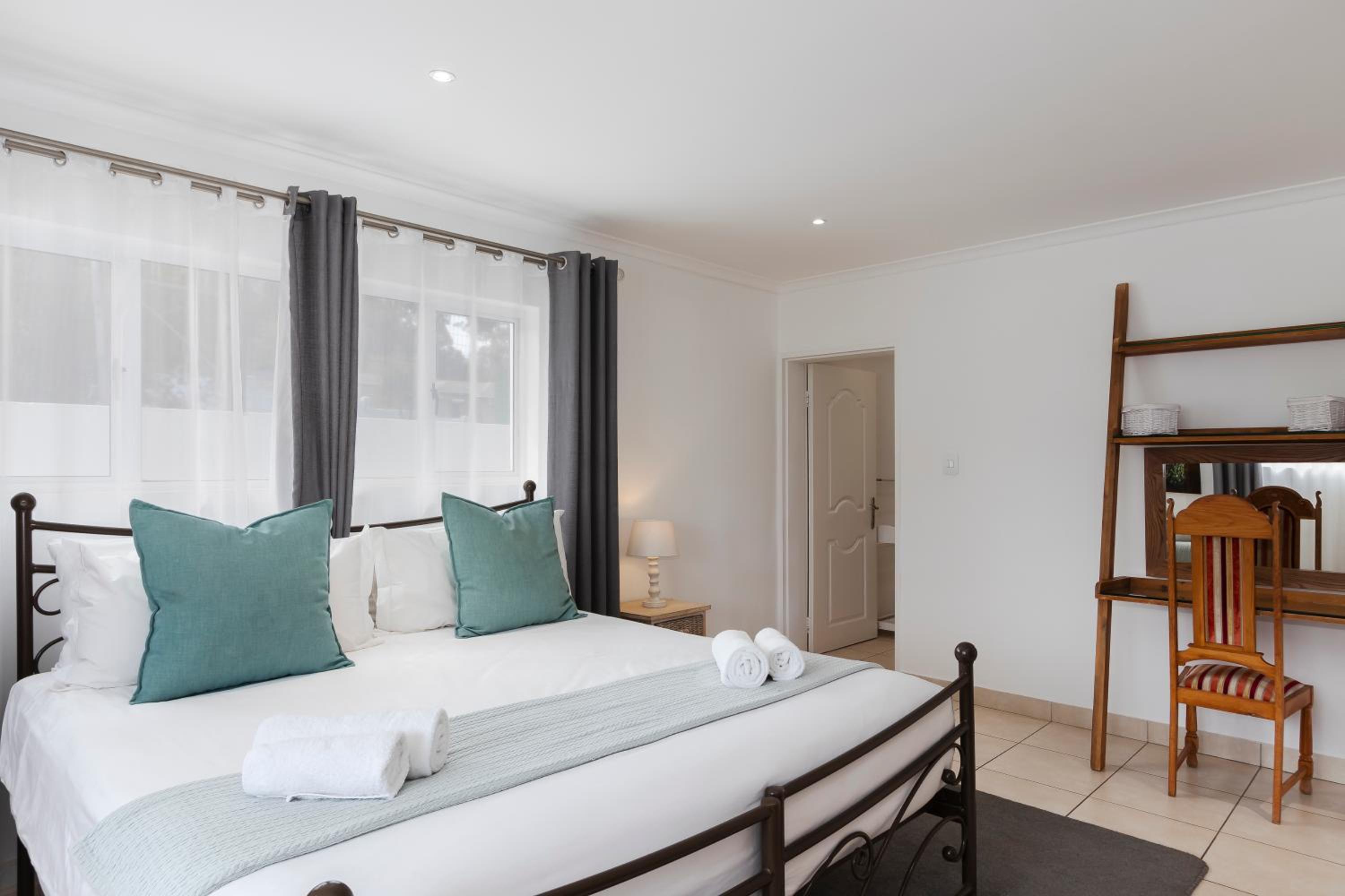 Family Suite - Photo 10