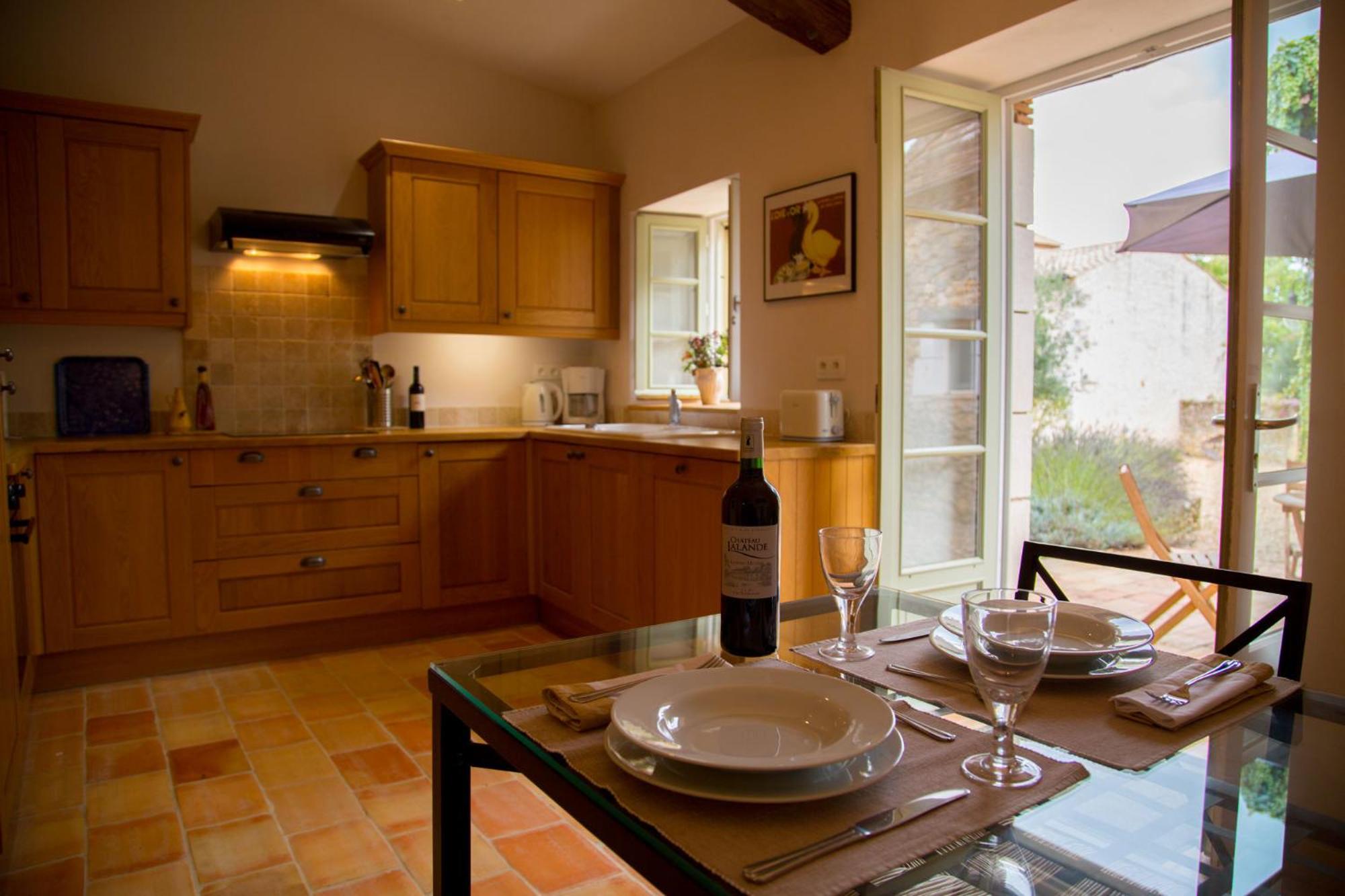 Two-Bedroom House - Photo 1