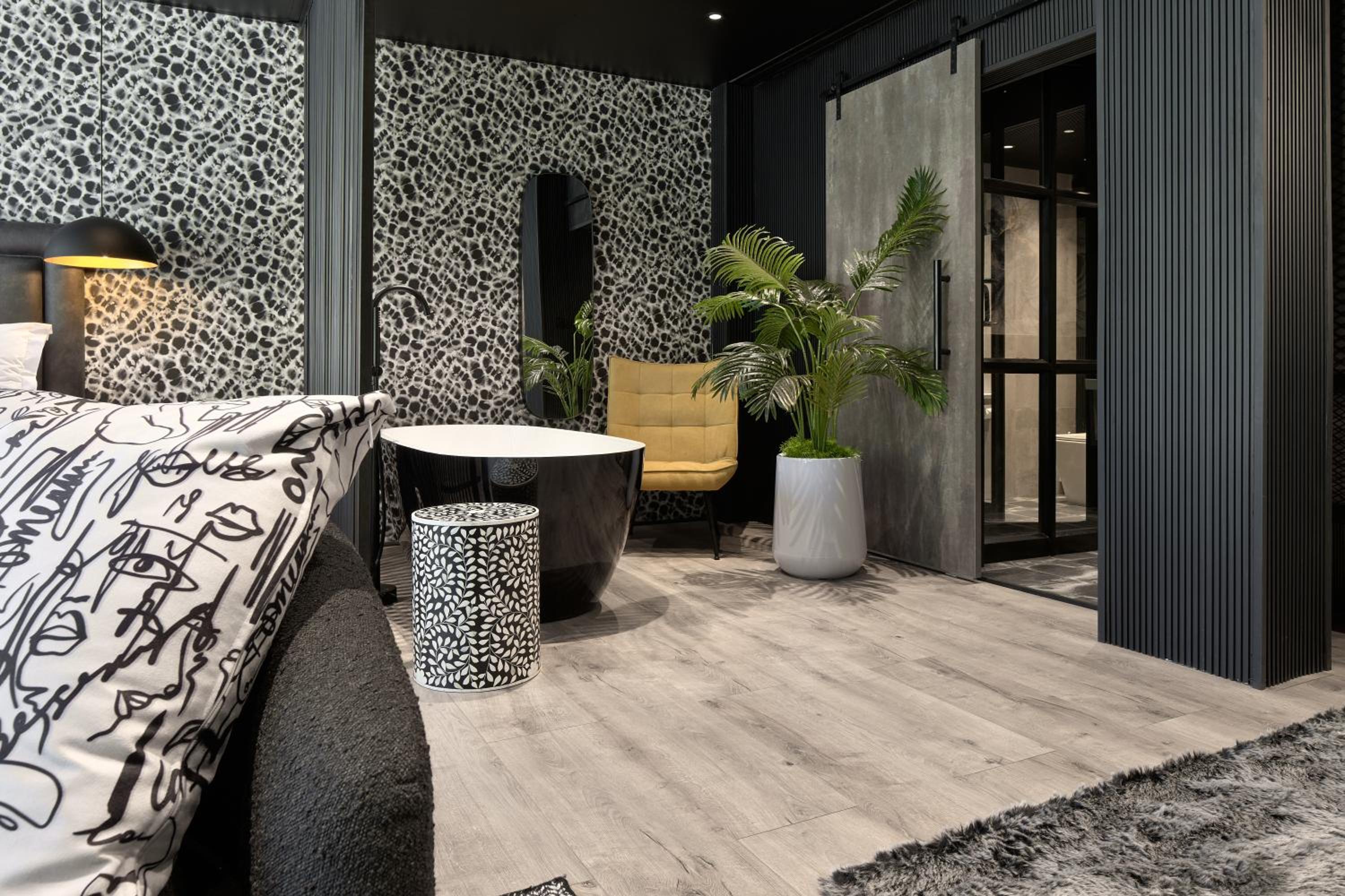 King Room with Spa Bath photo 3