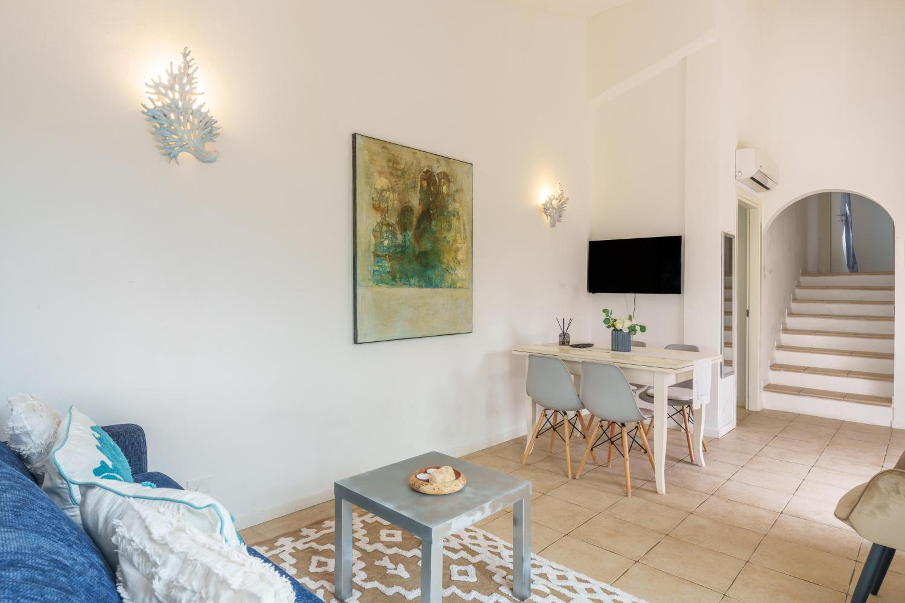Two-Bedroom Deluxe Apartment with Ocean View