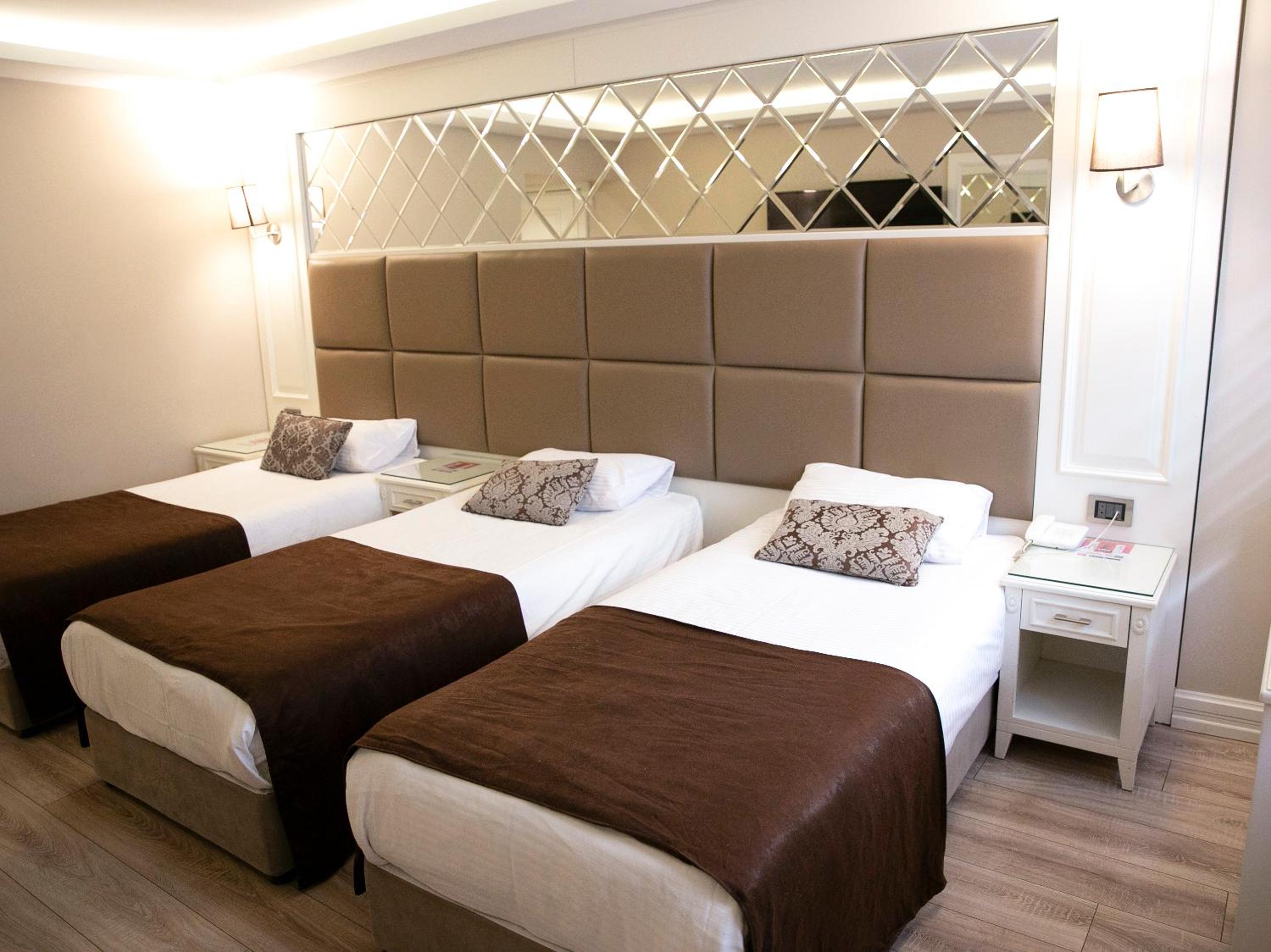 Deluxe Triple Room photo 1