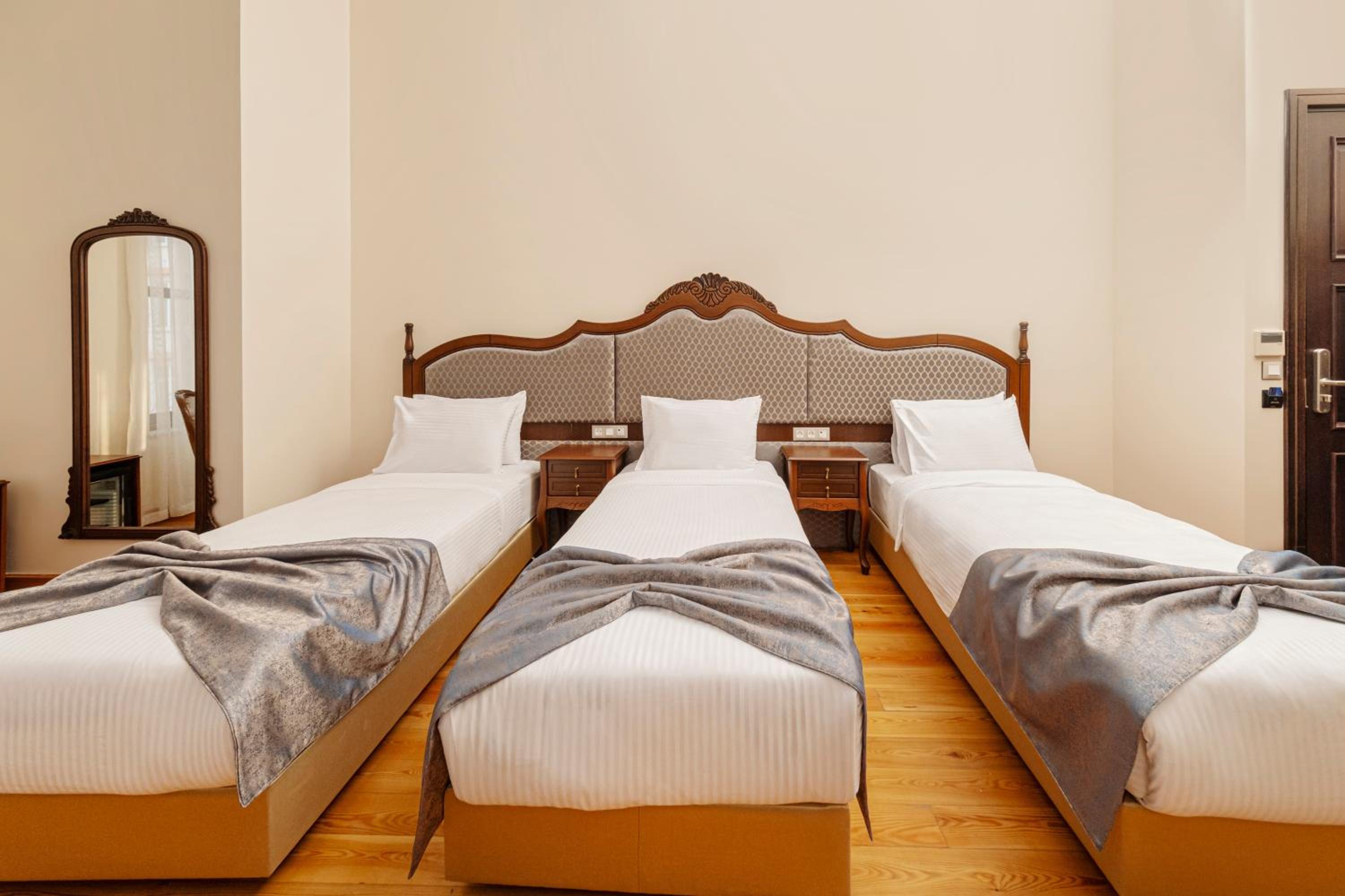 Triple Room photo 3