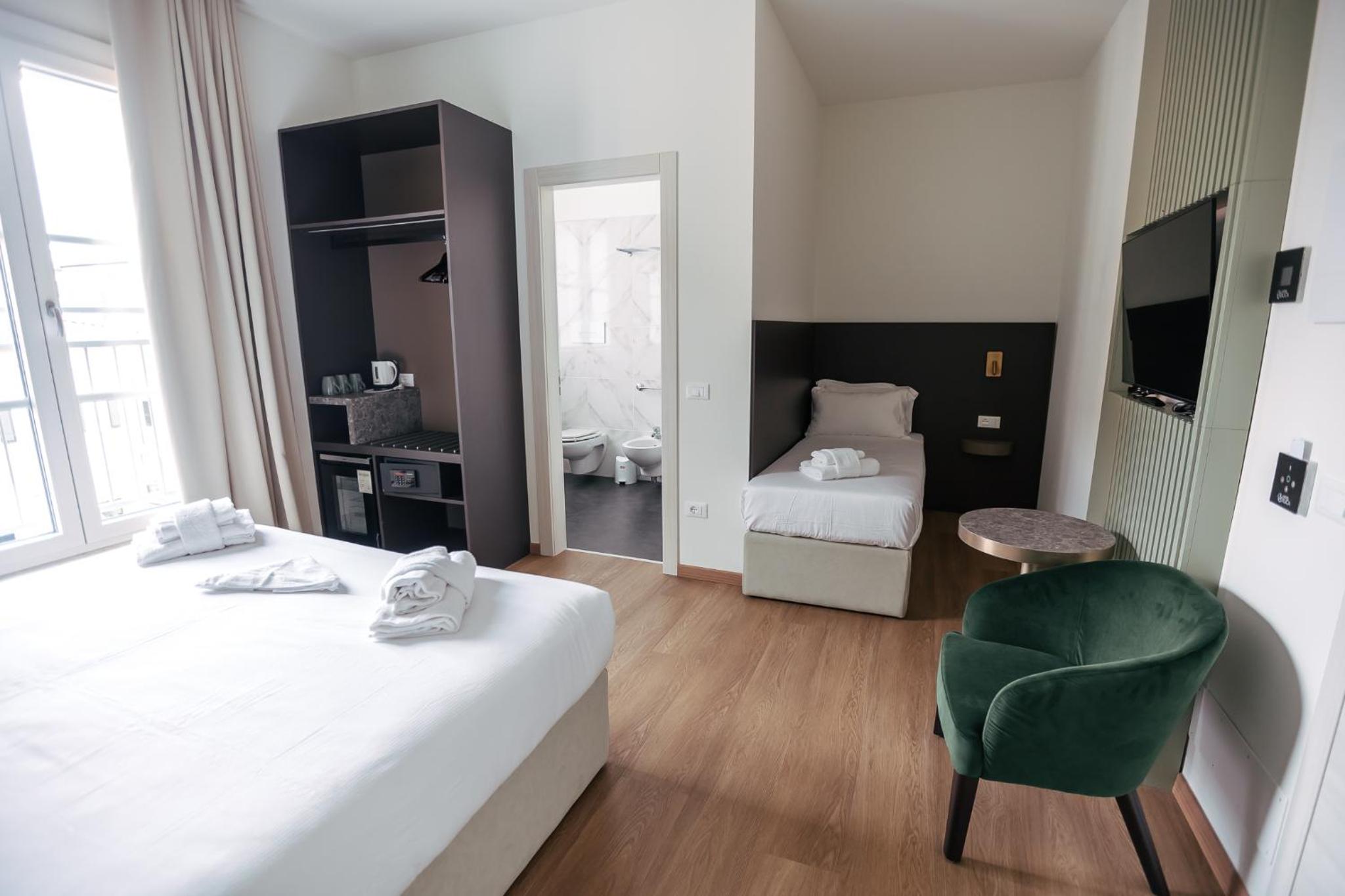 Superior Triple Room
