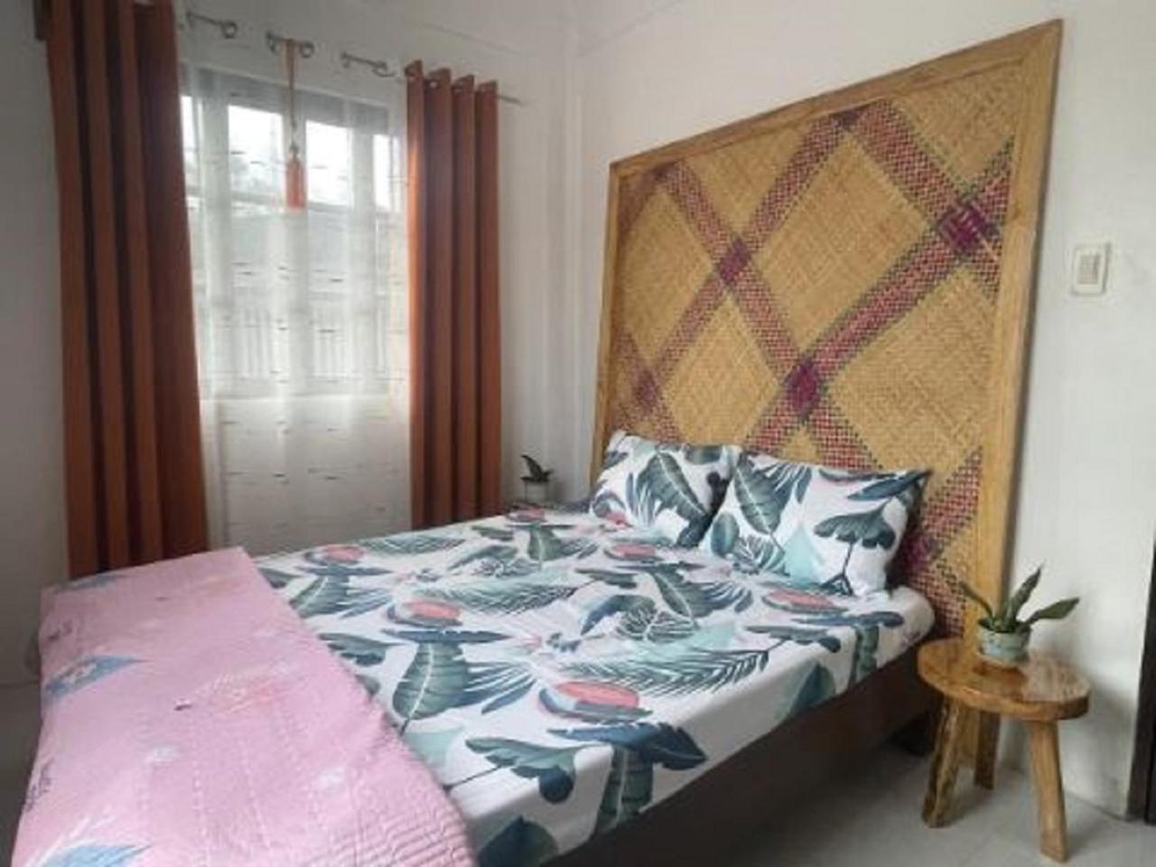 Standard Single Room with Shared Bathroom photo 2