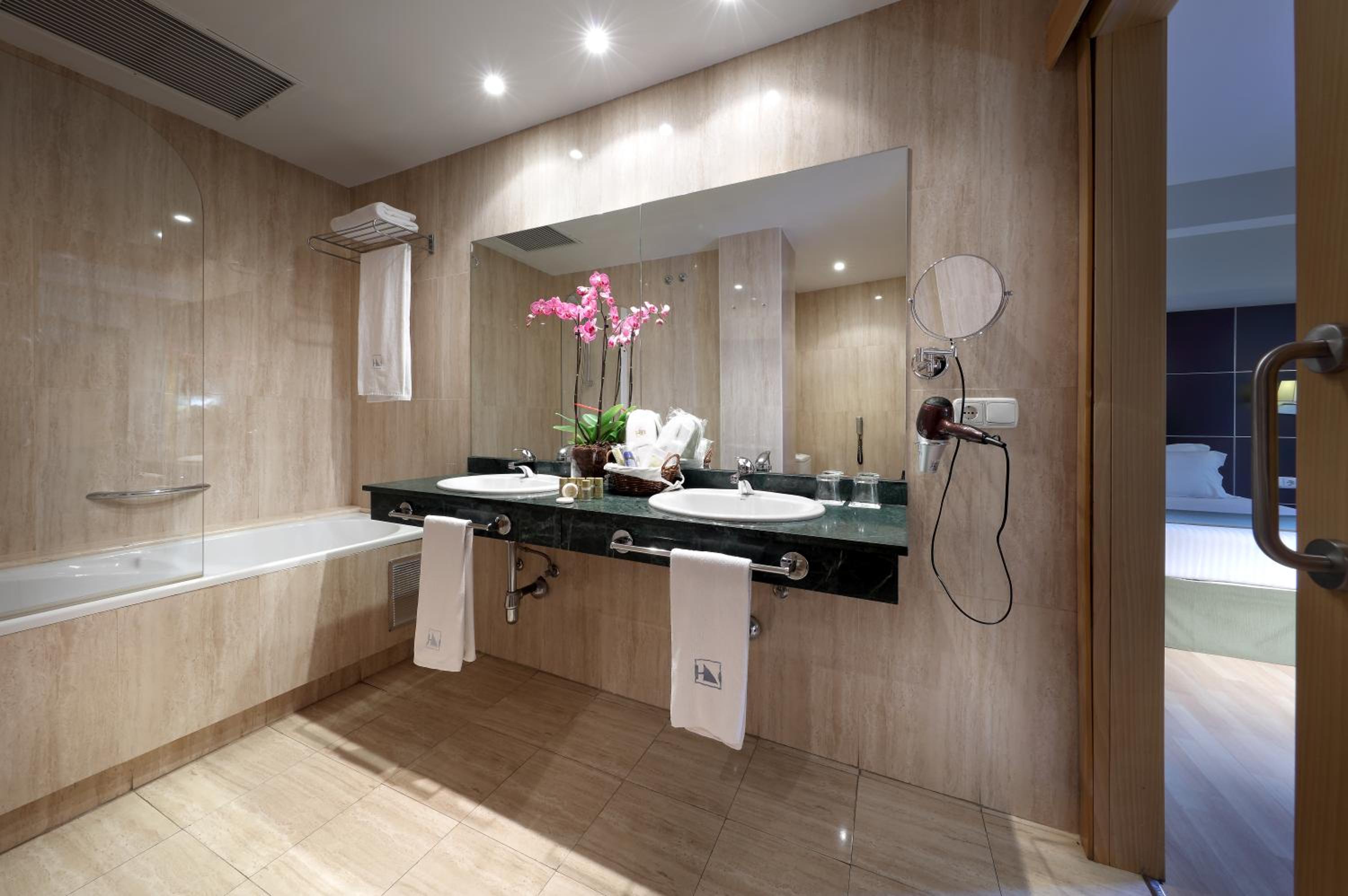Junior Suite - Photo 3