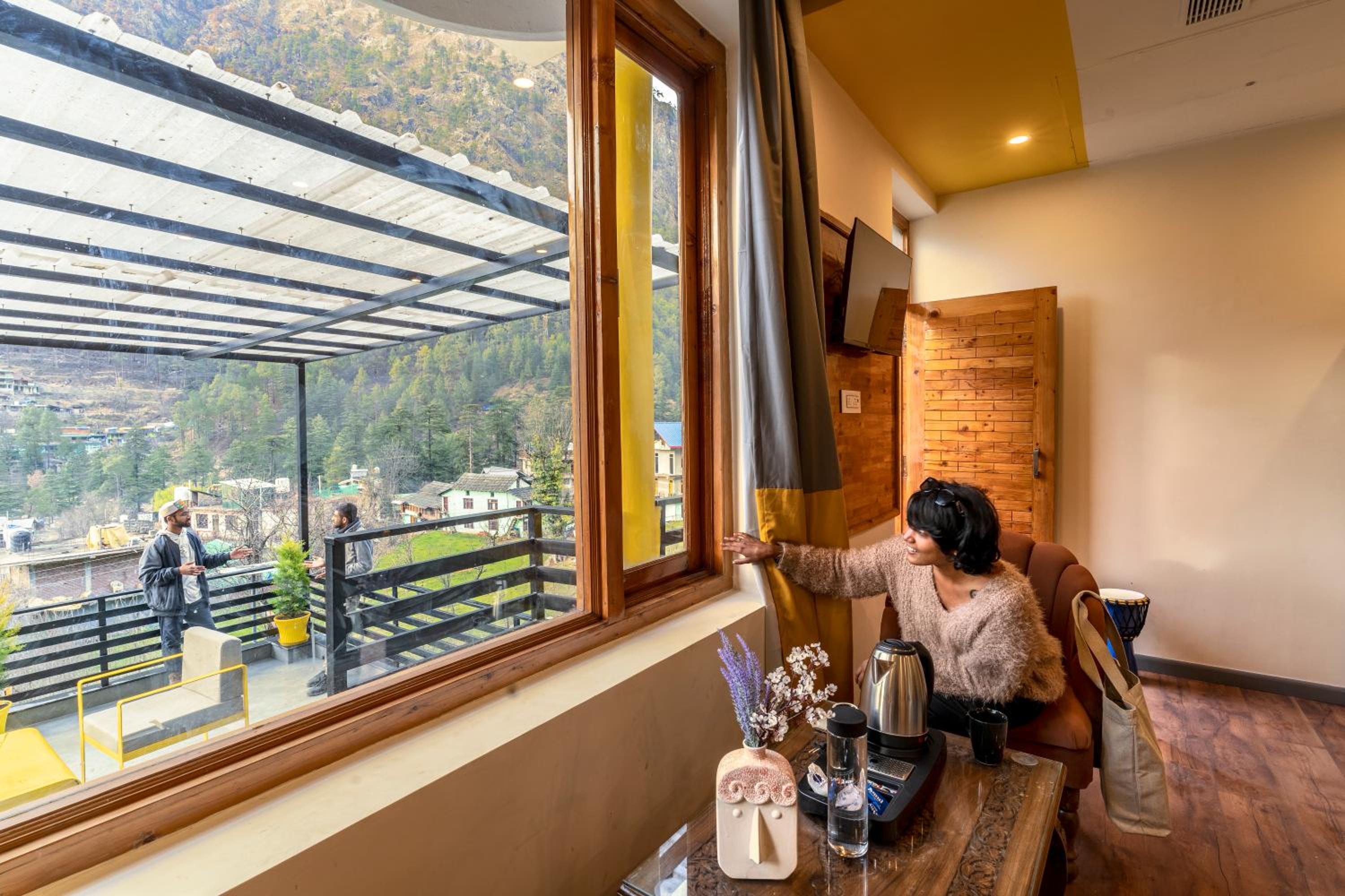 Superior Double Room with Terrace and Mountain View x A Block - Photo 3