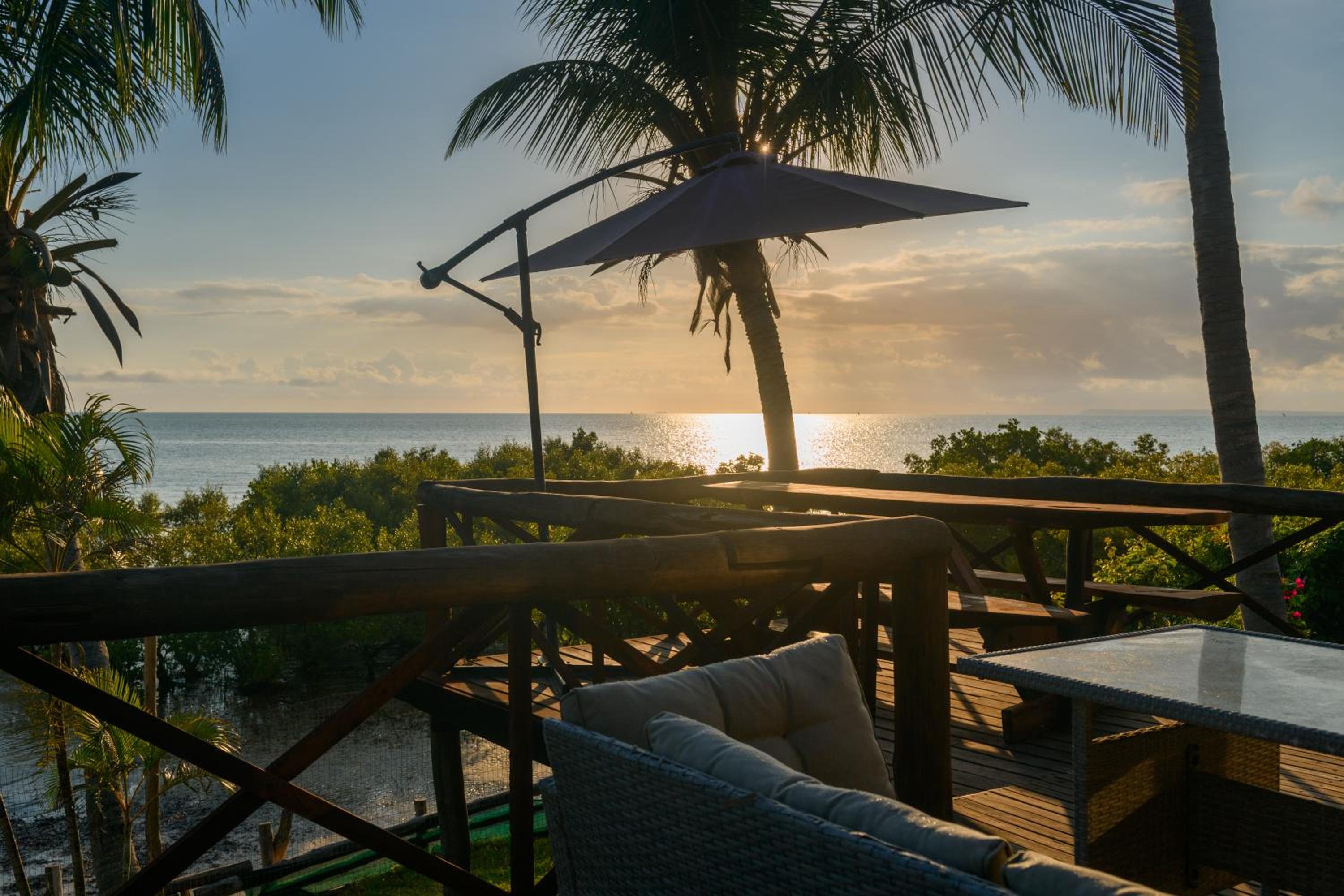 Villa - Beach Front photo 1
