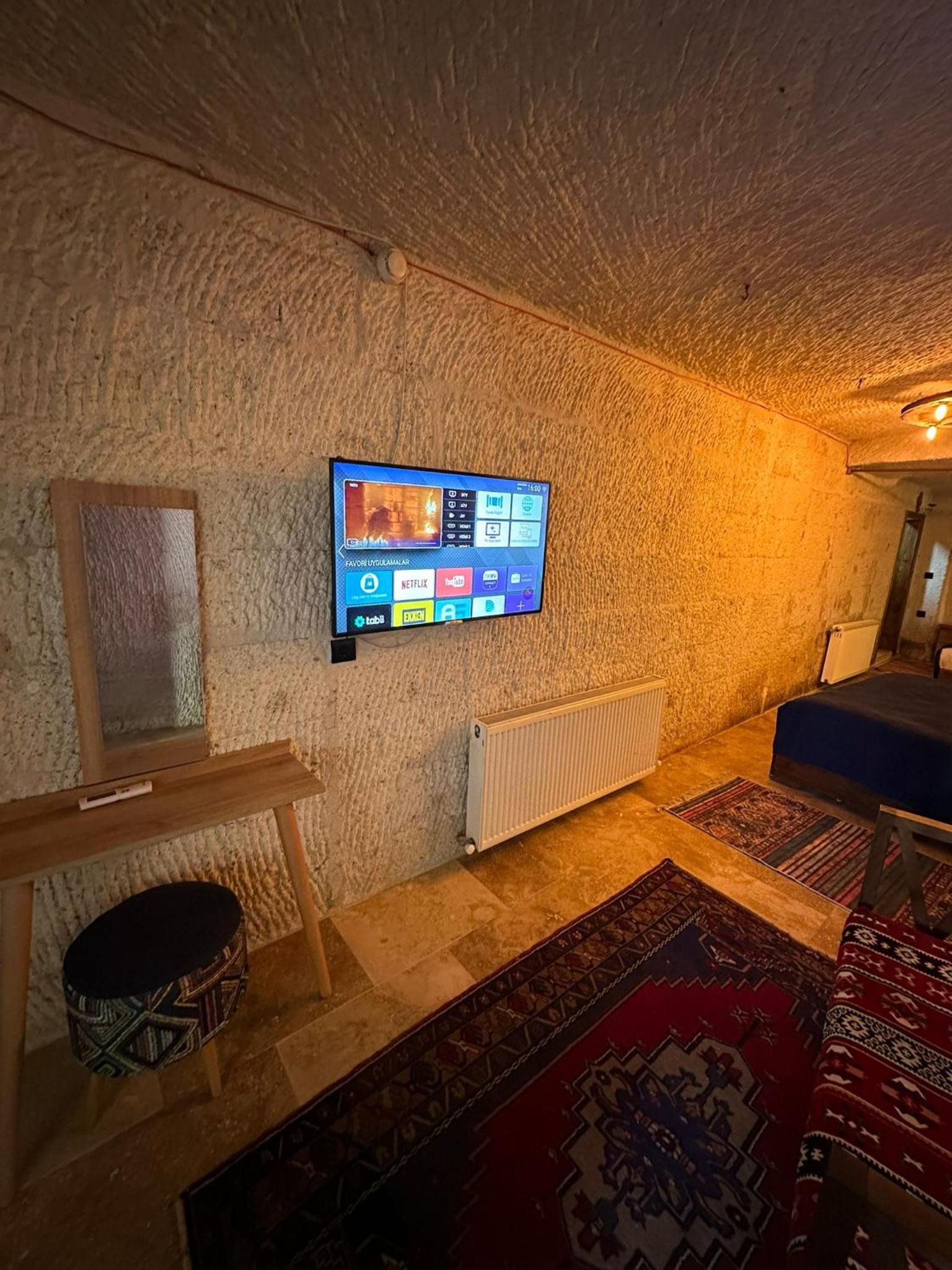 Superior Quadruple Room - Photo 5