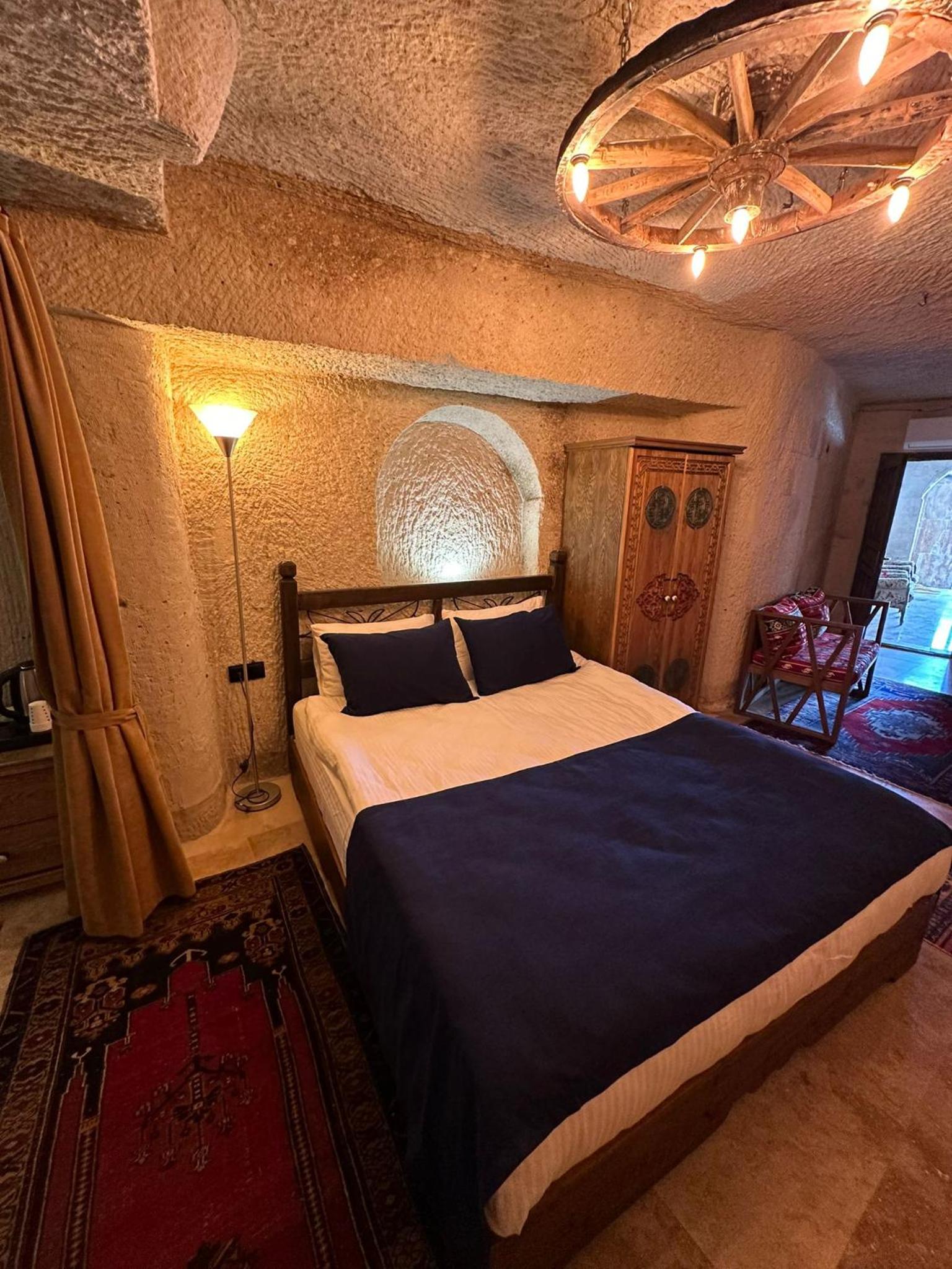 Superior Quadruple Room - Photo 6