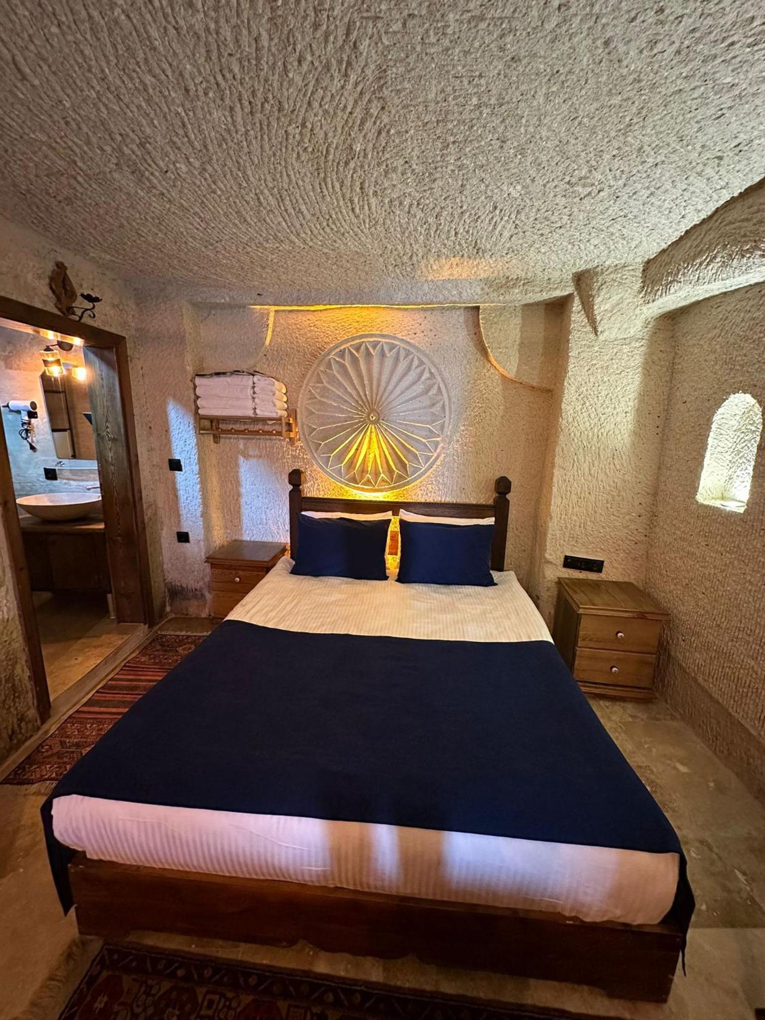 Superior Quadruple Room - Photo 7