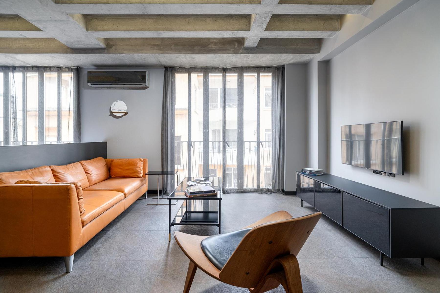 Studio with Balcony photo 2