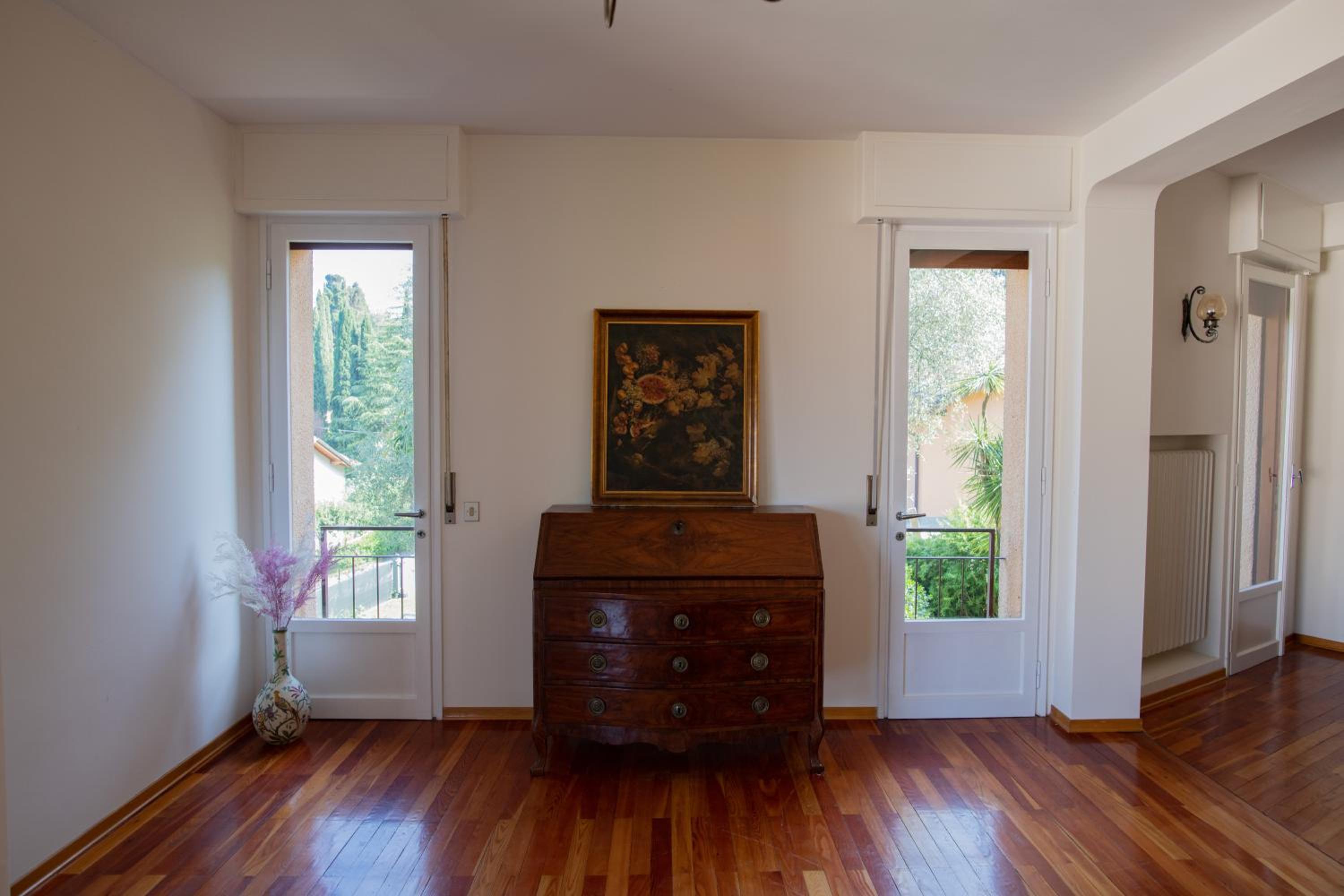 Apartment With Lake View photo 2