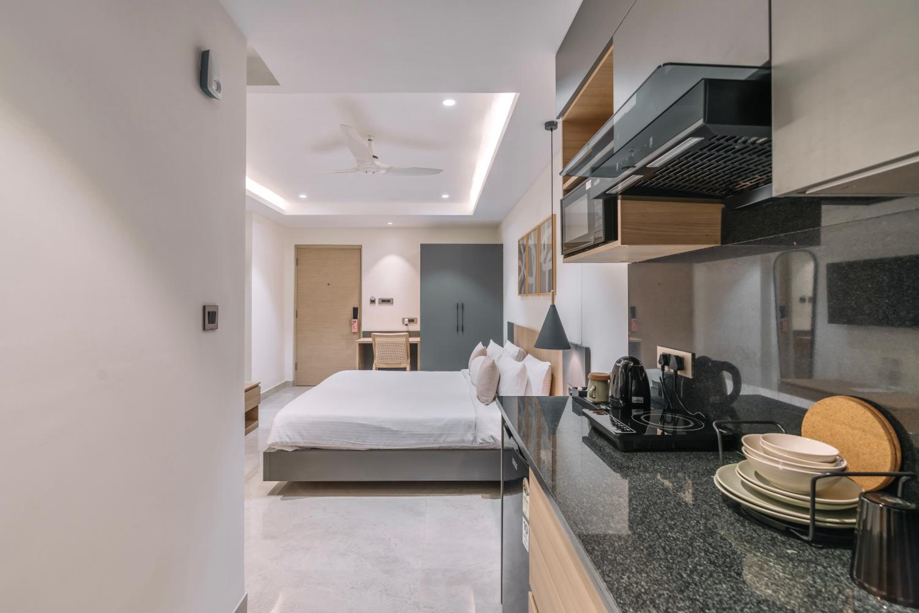 Studio Supreme with Early Check-In & Late Check-Out upto 2 hours (subject to availability). Free Room Upgrade (subject to availability) photo 3