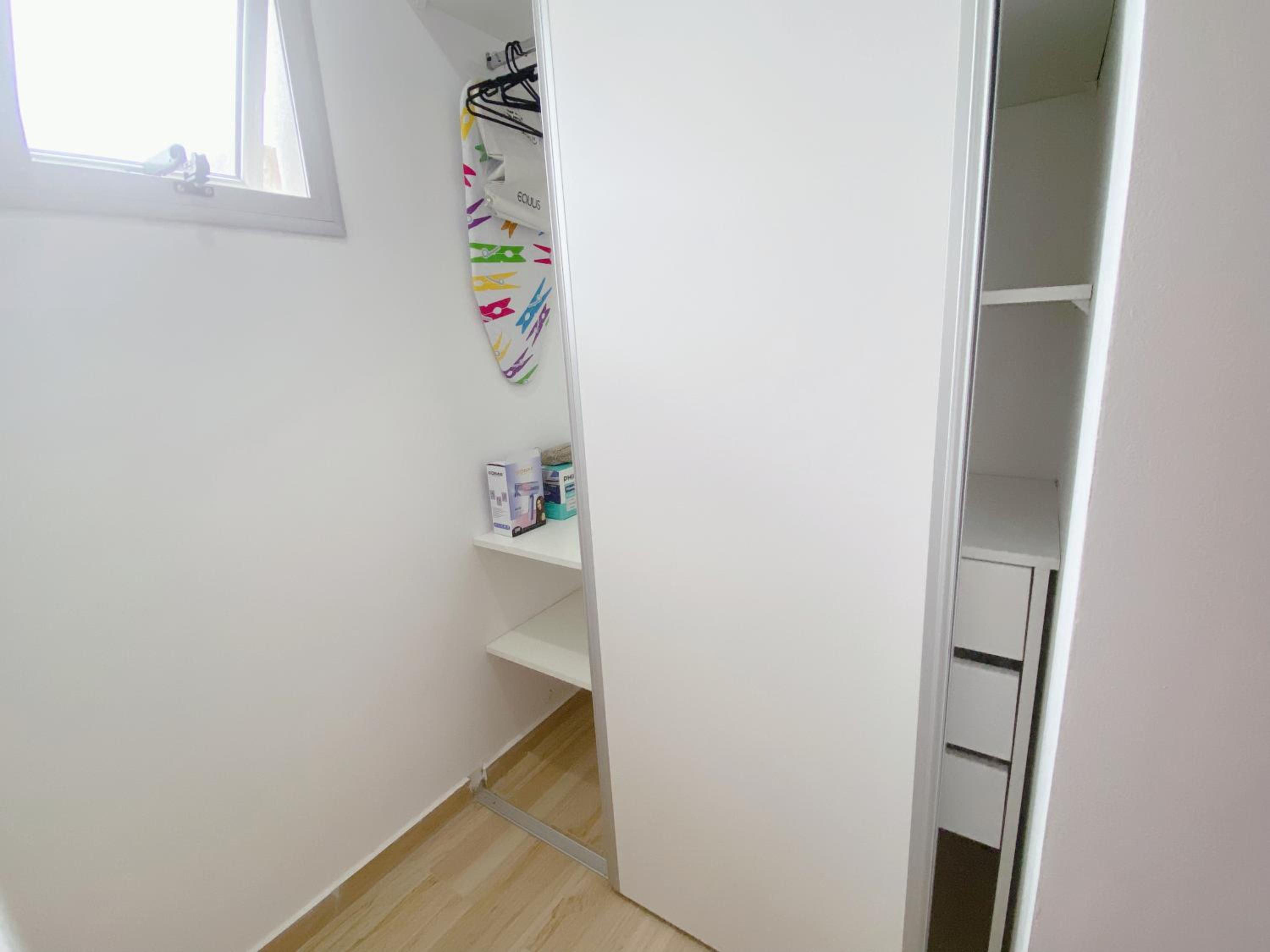 One-Bedroom Apartment photo 3
