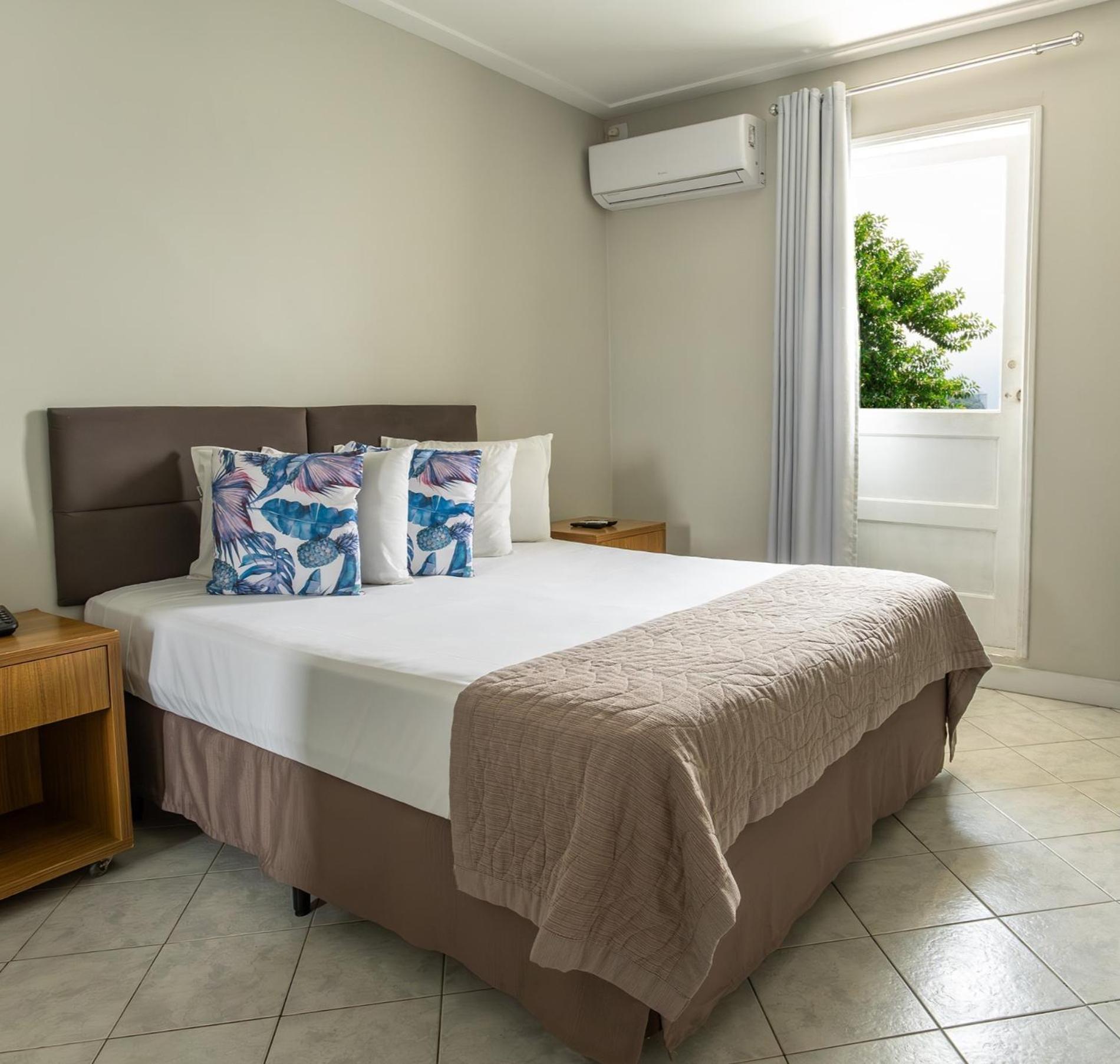 Double Room with Balcony and Sea View