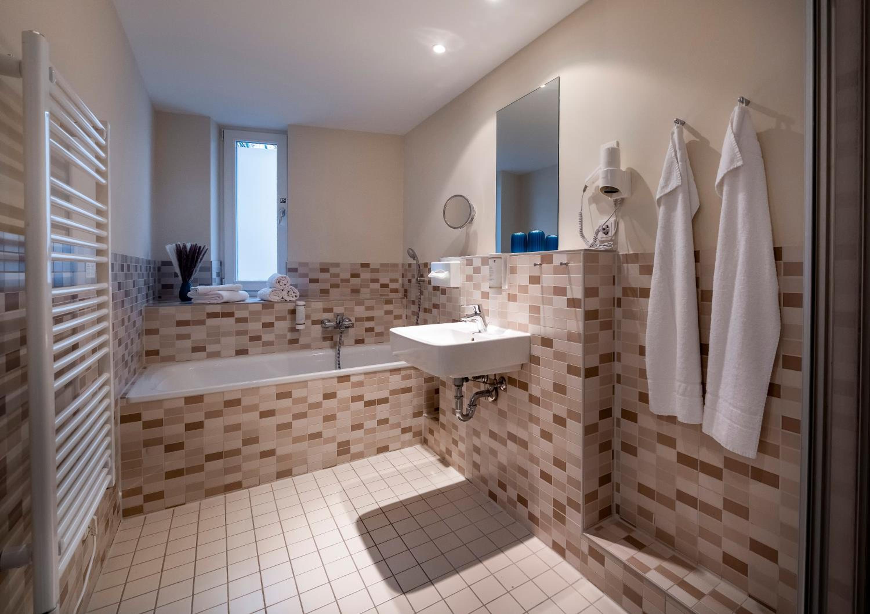 Junior Double Suite photo 2