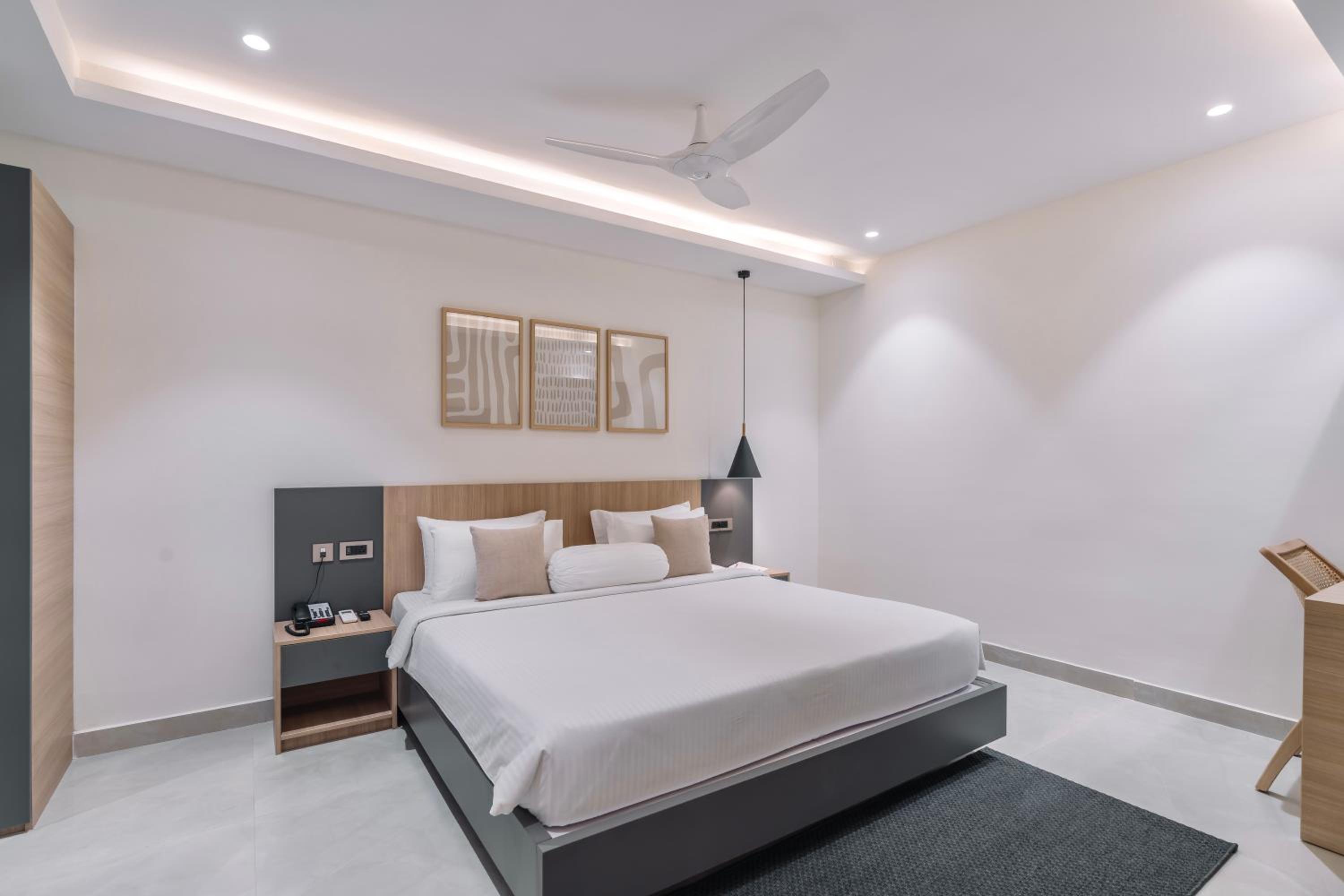One-Bedroom Suite  - Photo 12