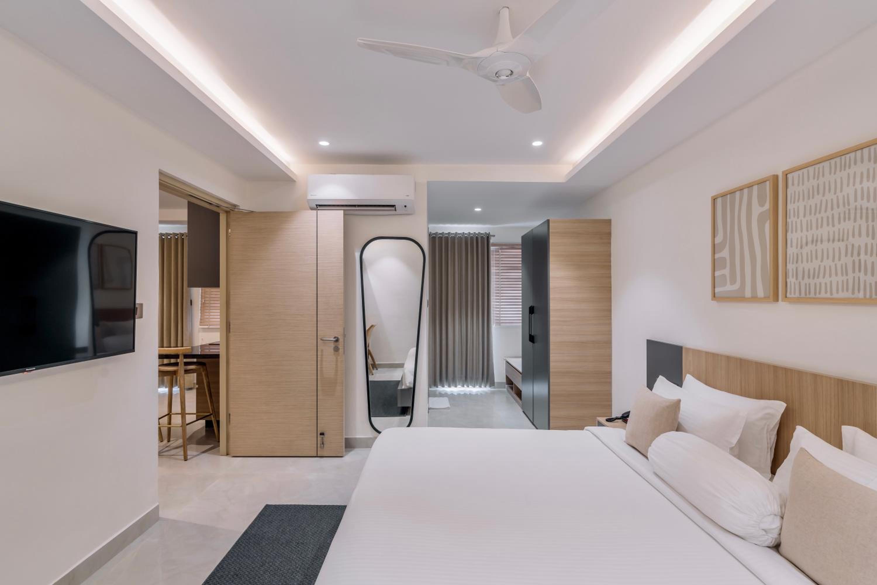 One-Bedroom Suite  - Photo 10
