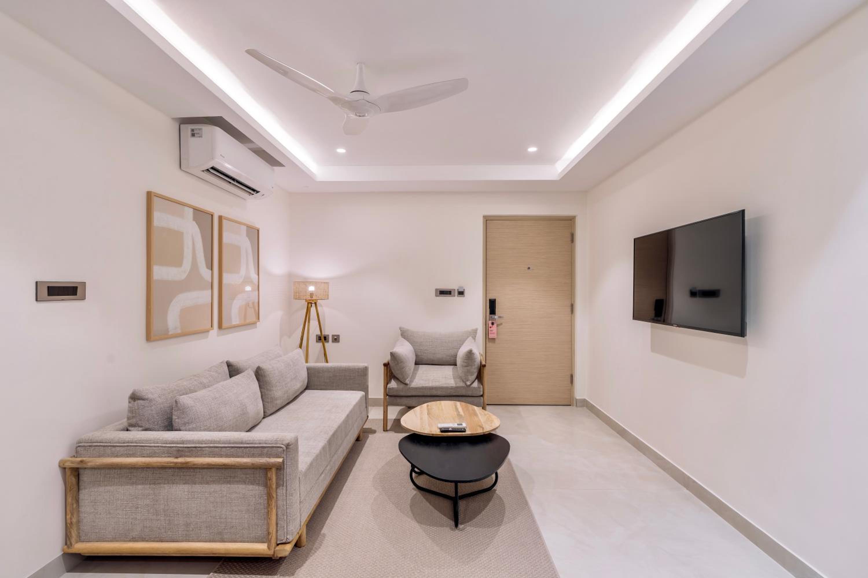 One-Bedroom Suite  - Photo 7