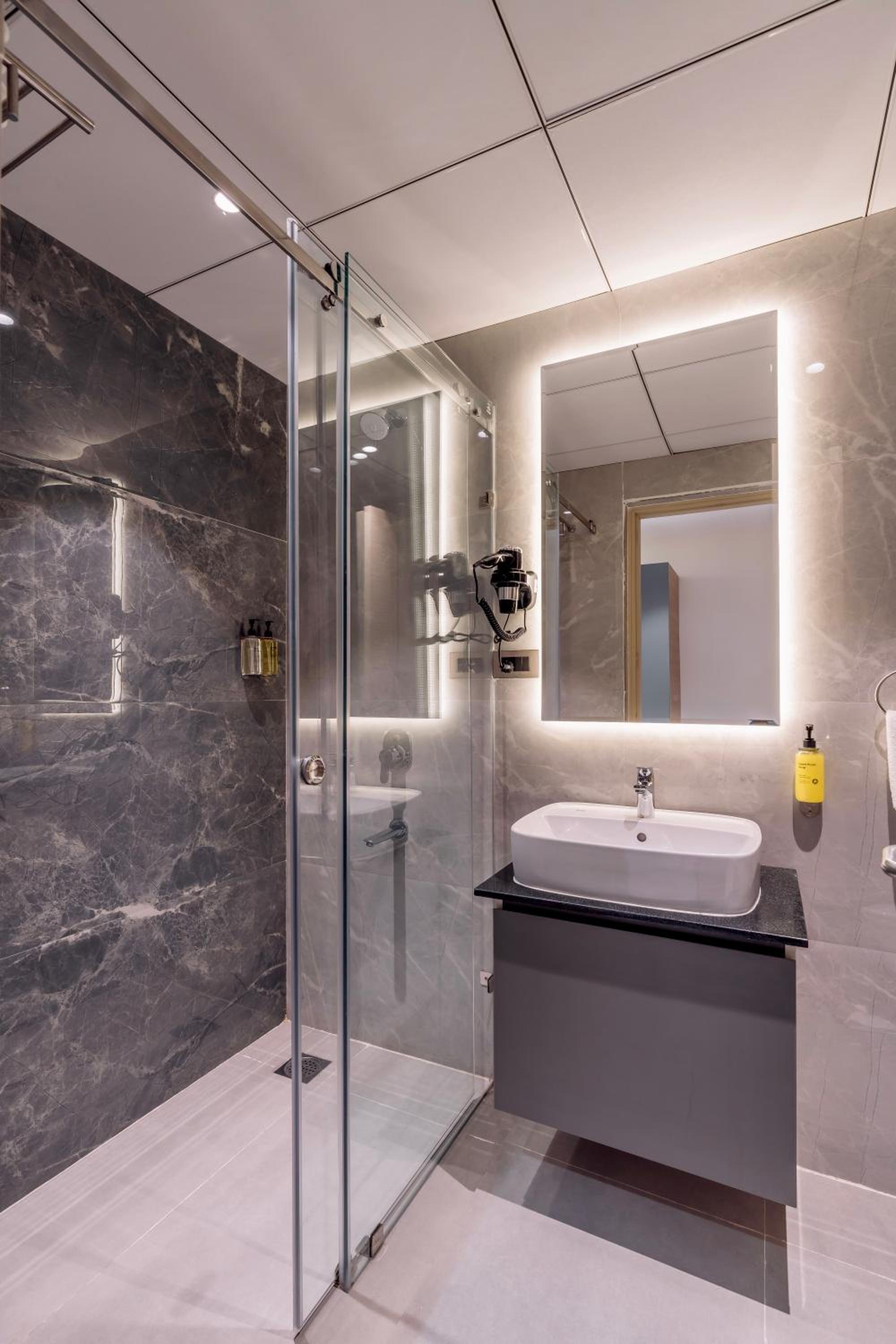 One-Bedroom Suite  - Photo 3