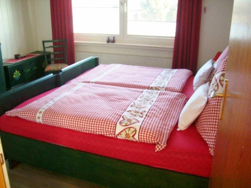 One-Bedroom Apartment with Terrace photo 1